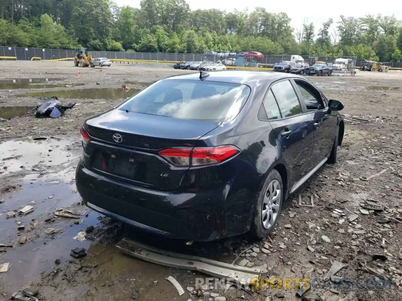 4 Photograph of a damaged car 5YFEPRAE1LP103129 TOYOTA COROLLA 2020