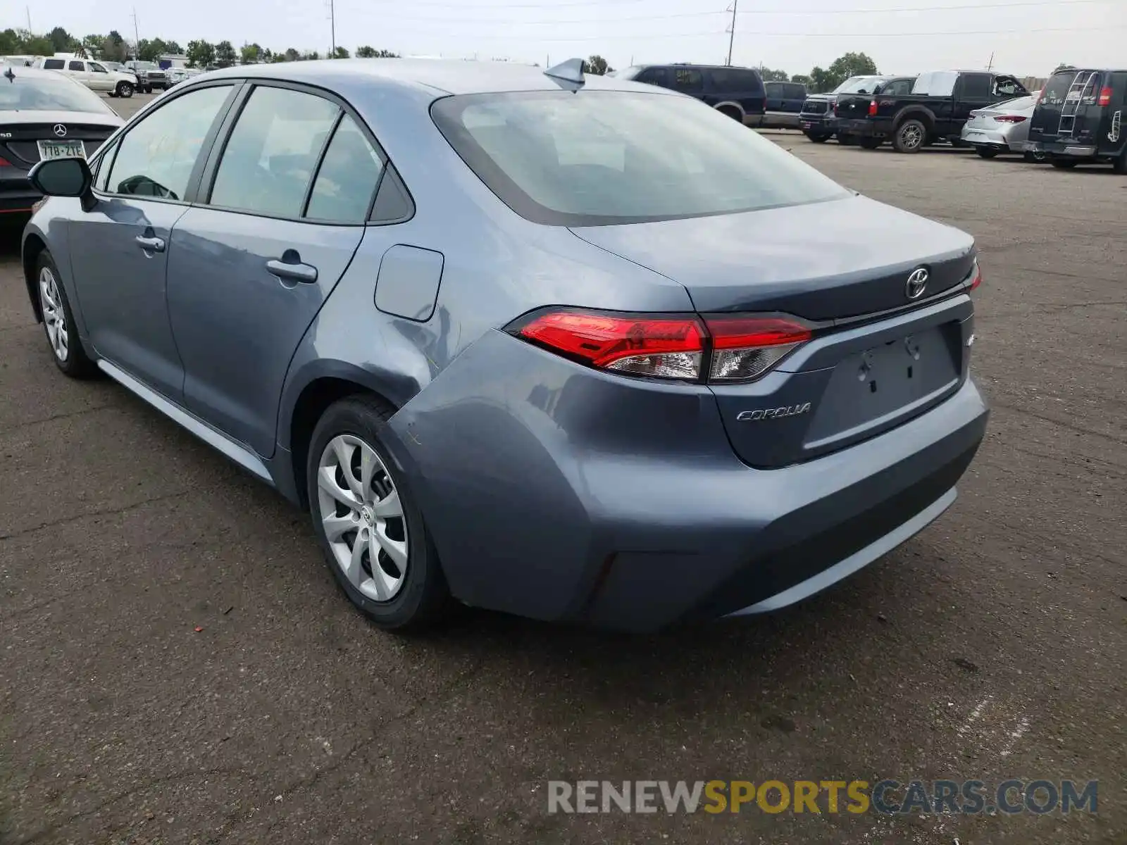 9 Photograph of a damaged car 5YFEPRAE1LP104846 TOYOTA COROLLA 2020