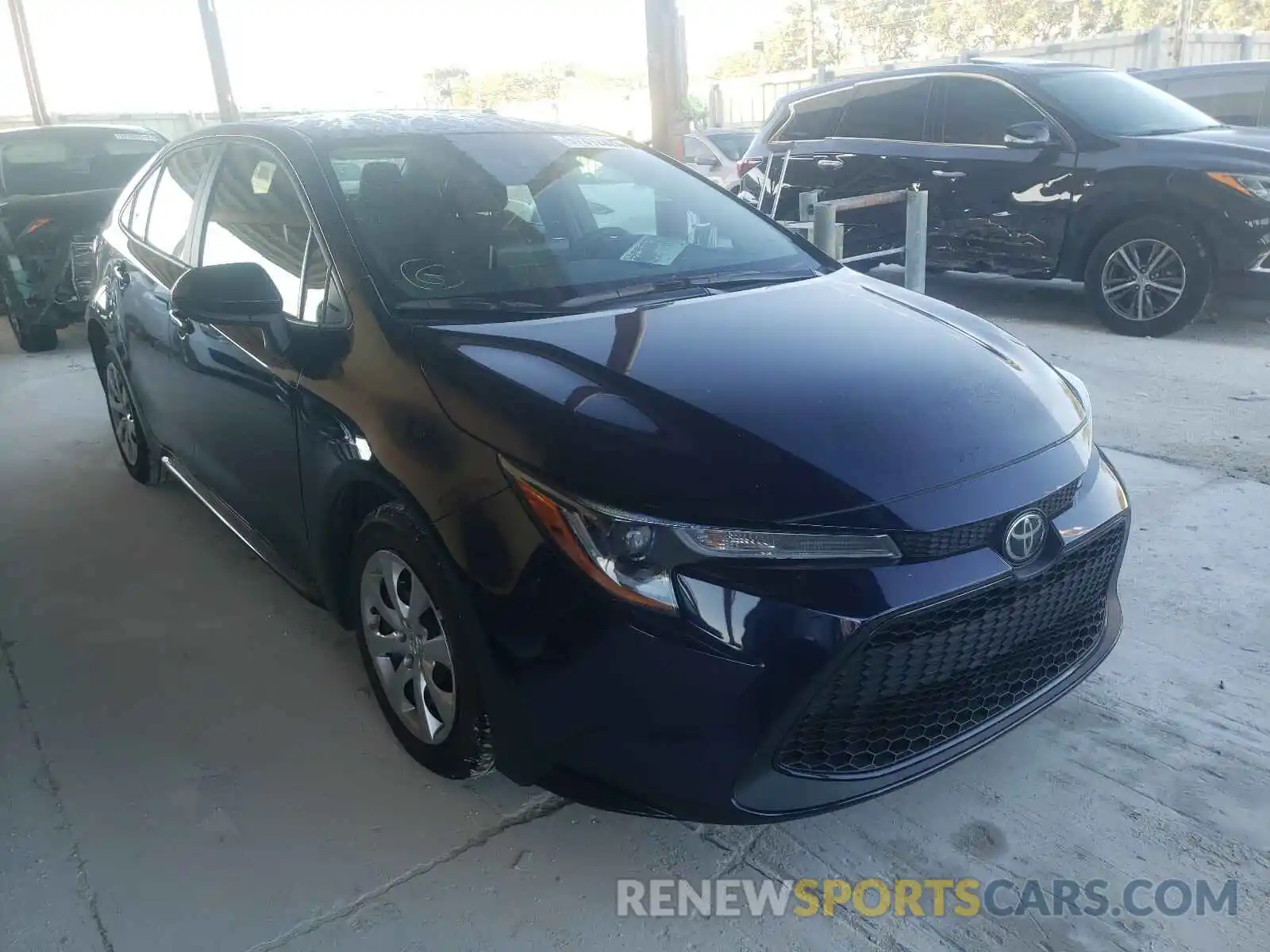 1 Photograph of a damaged car 5YFEPRAE1LP105754 TOYOTA COROLLA 2020