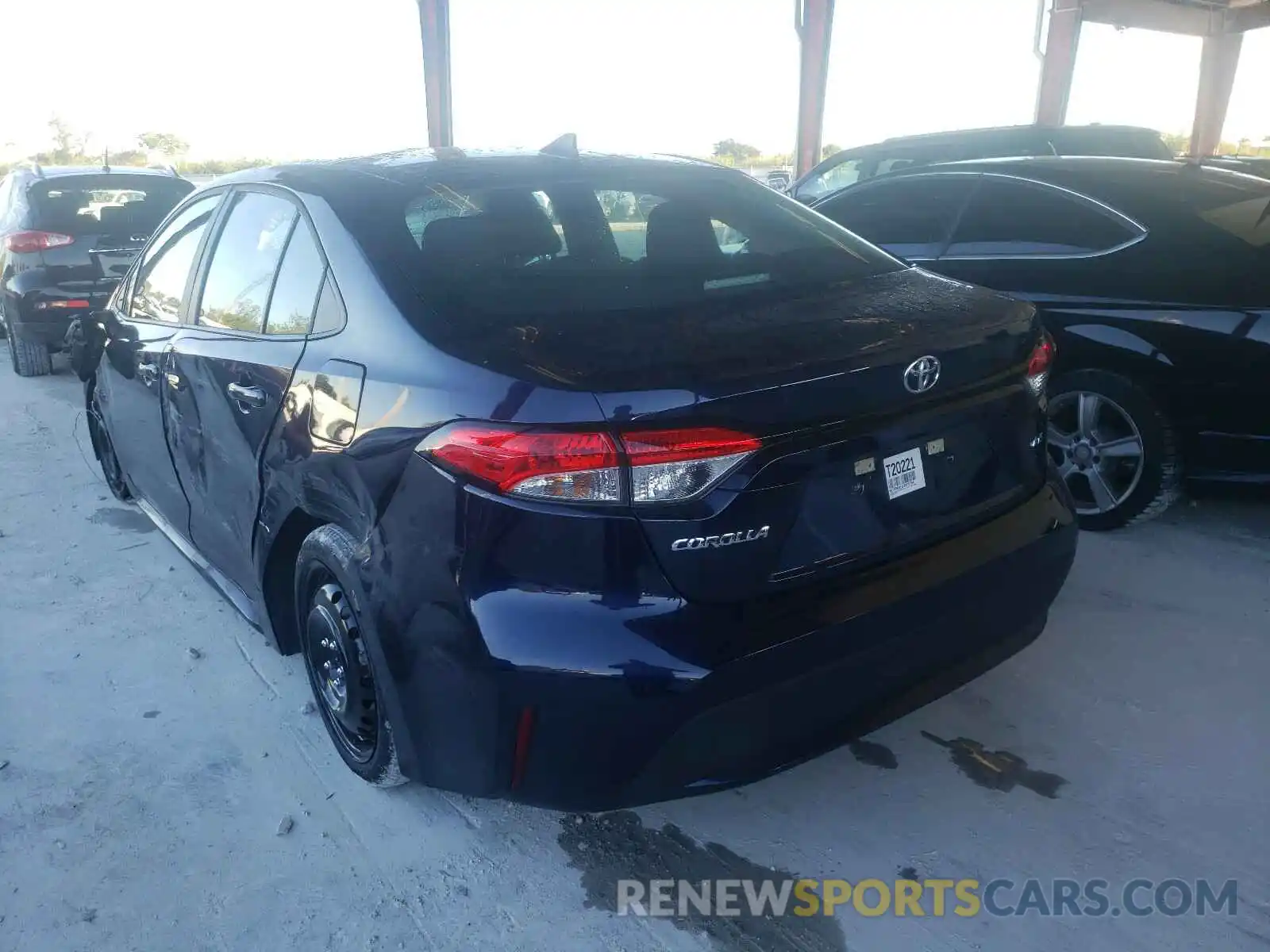 3 Photograph of a damaged car 5YFEPRAE1LP105754 TOYOTA COROLLA 2020