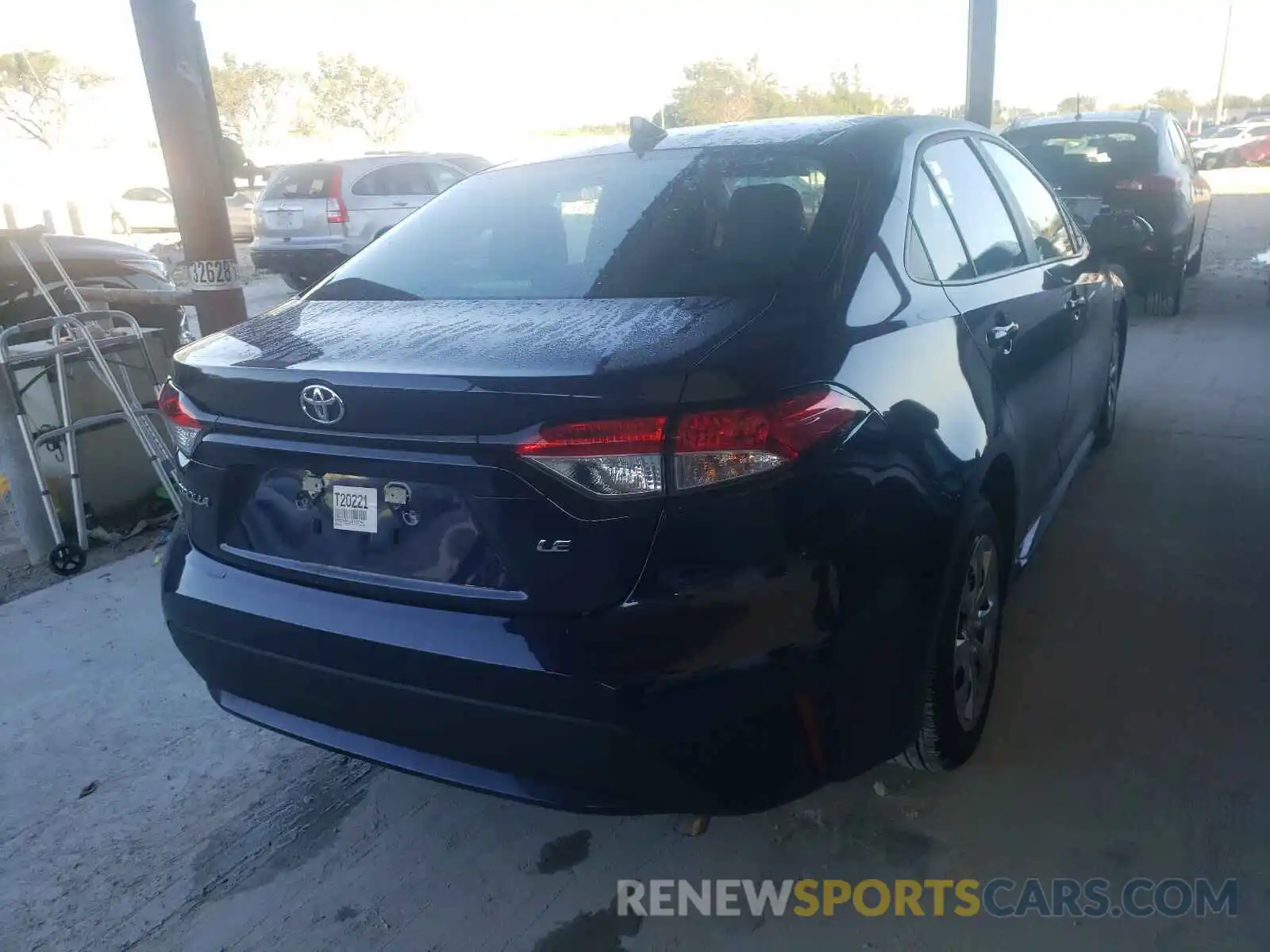 4 Photograph of a damaged car 5YFEPRAE1LP105754 TOYOTA COROLLA 2020