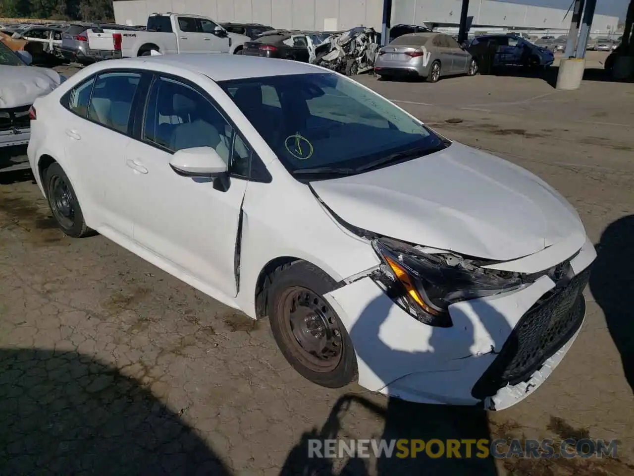 1 Photograph of a damaged car 5YFEPRAE1LP105799 TOYOTA COROLLA 2020