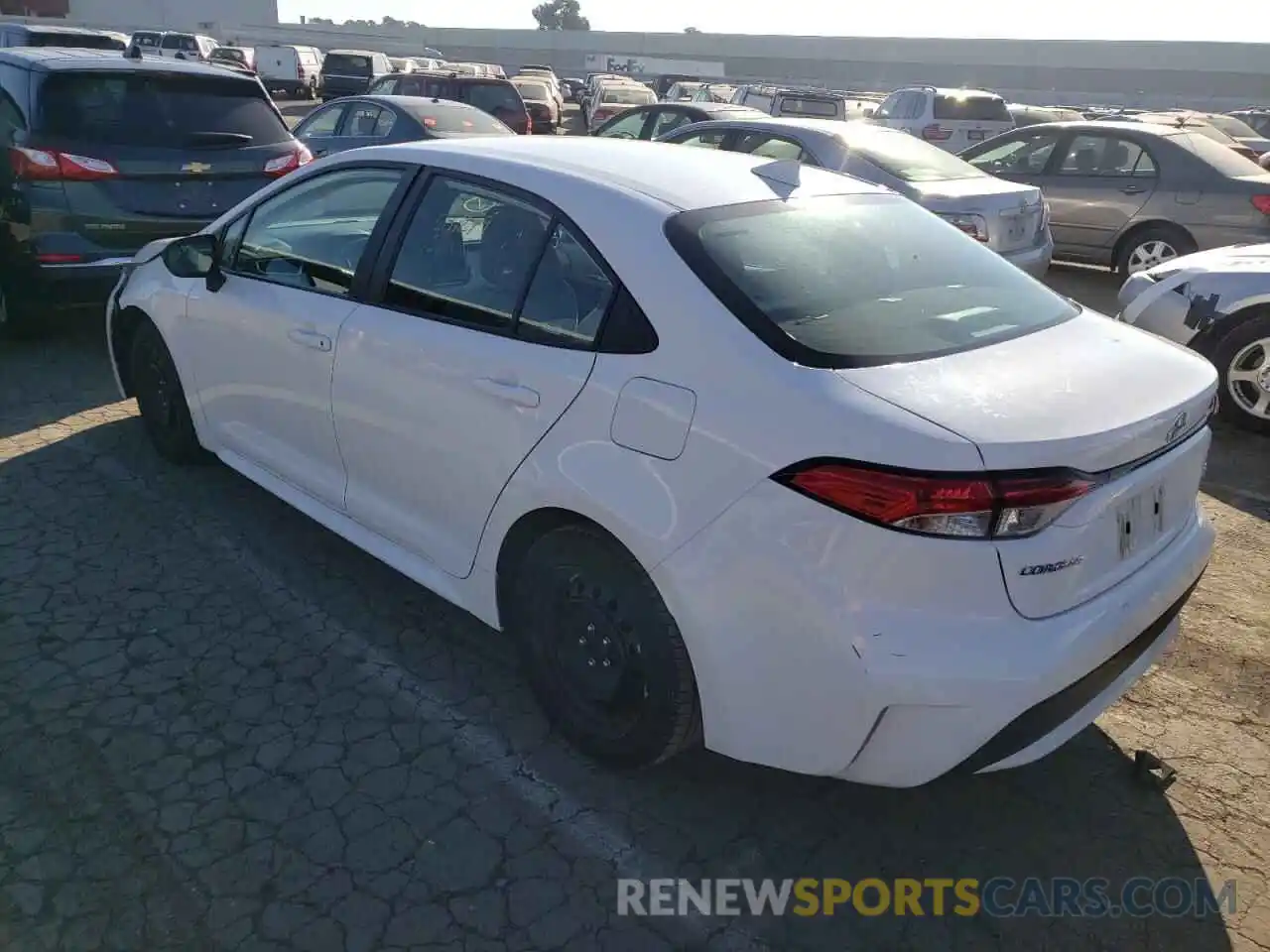 3 Photograph of a damaged car 5YFEPRAE1LP105799 TOYOTA COROLLA 2020