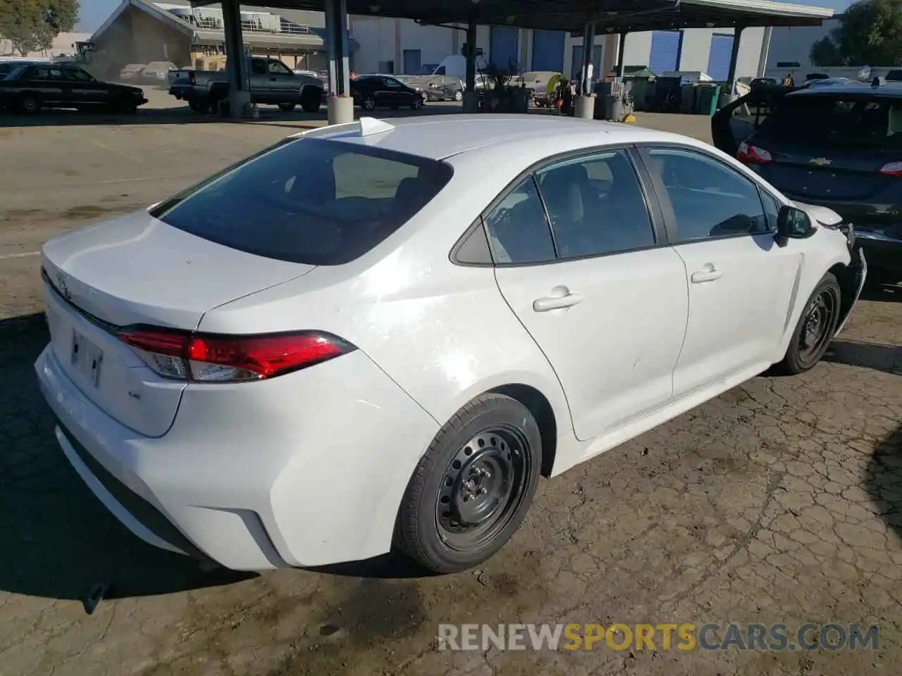 4 Photograph of a damaged car 5YFEPRAE1LP105799 TOYOTA COROLLA 2020