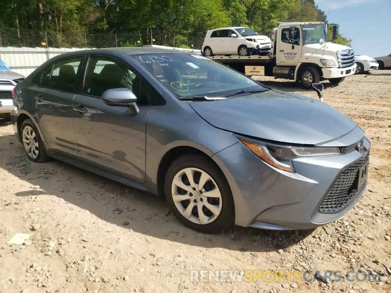 1 Photograph of a damaged car 5YFEPRAE1LP106130 TOYOTA COROLLA 2020