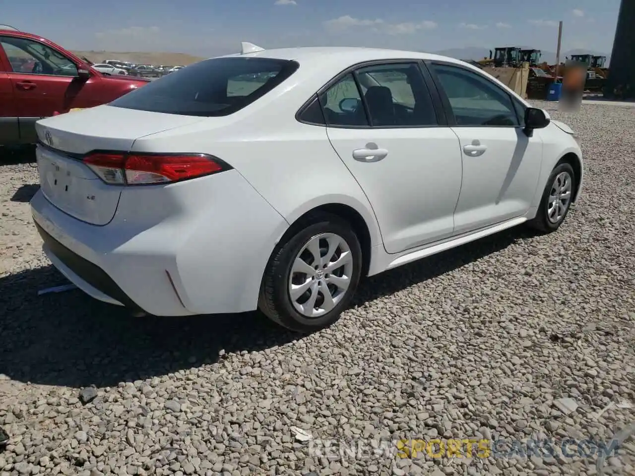 4 Photograph of a damaged car 5YFEPRAE1LP108105 TOYOTA COROLLA 2020