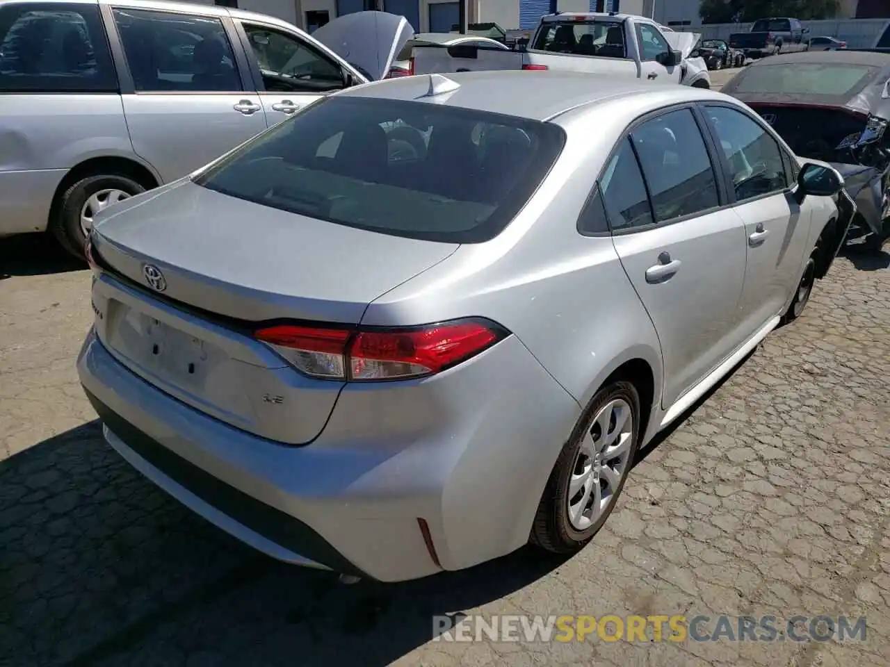 4 Photograph of a damaged car 5YFEPRAE1LP110159 TOYOTA COROLLA 2020