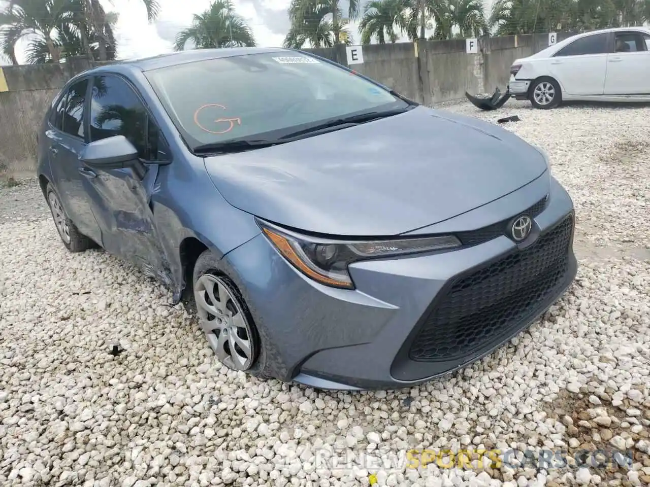 1 Photograph of a damaged car 5YFEPRAE1LP112381 TOYOTA COROLLA 2020