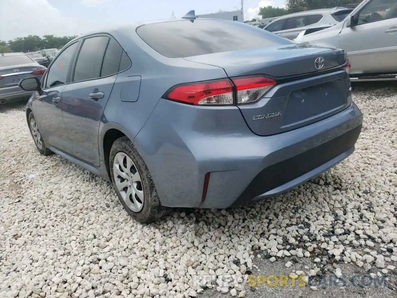 3 Photograph of a damaged car 5YFEPRAE1LP112381 TOYOTA COROLLA 2020