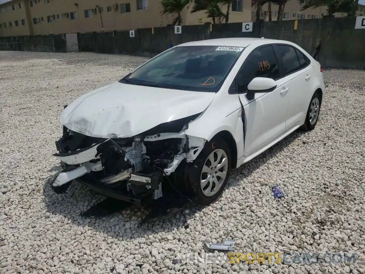 2 Photograph of a damaged car 5YFEPRAE1LP113272 TOYOTA COROLLA 2020