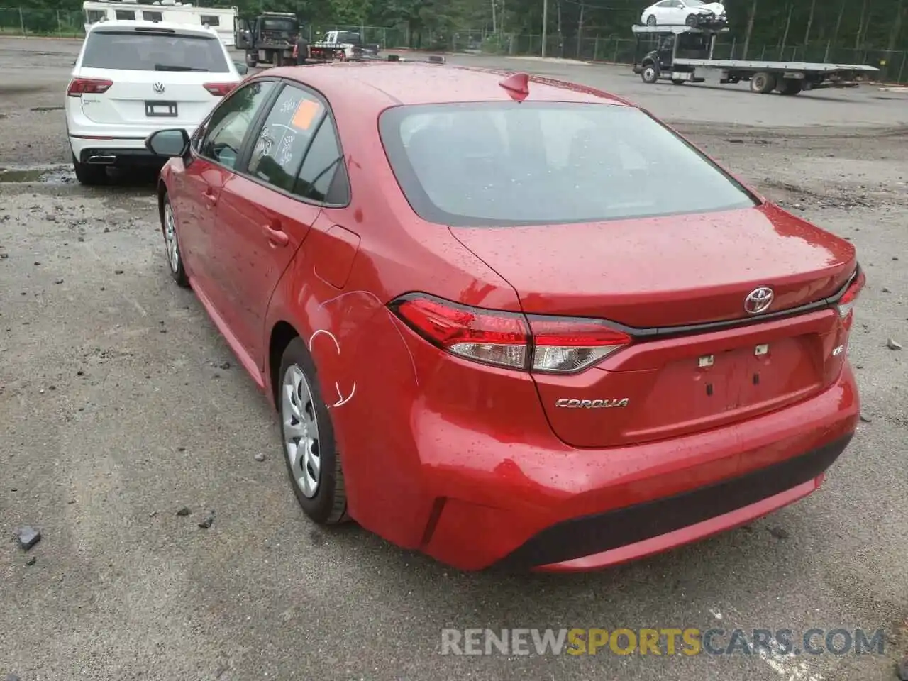 3 Photograph of a damaged car 5YFEPRAE1LP113904 TOYOTA COROLLA 2020