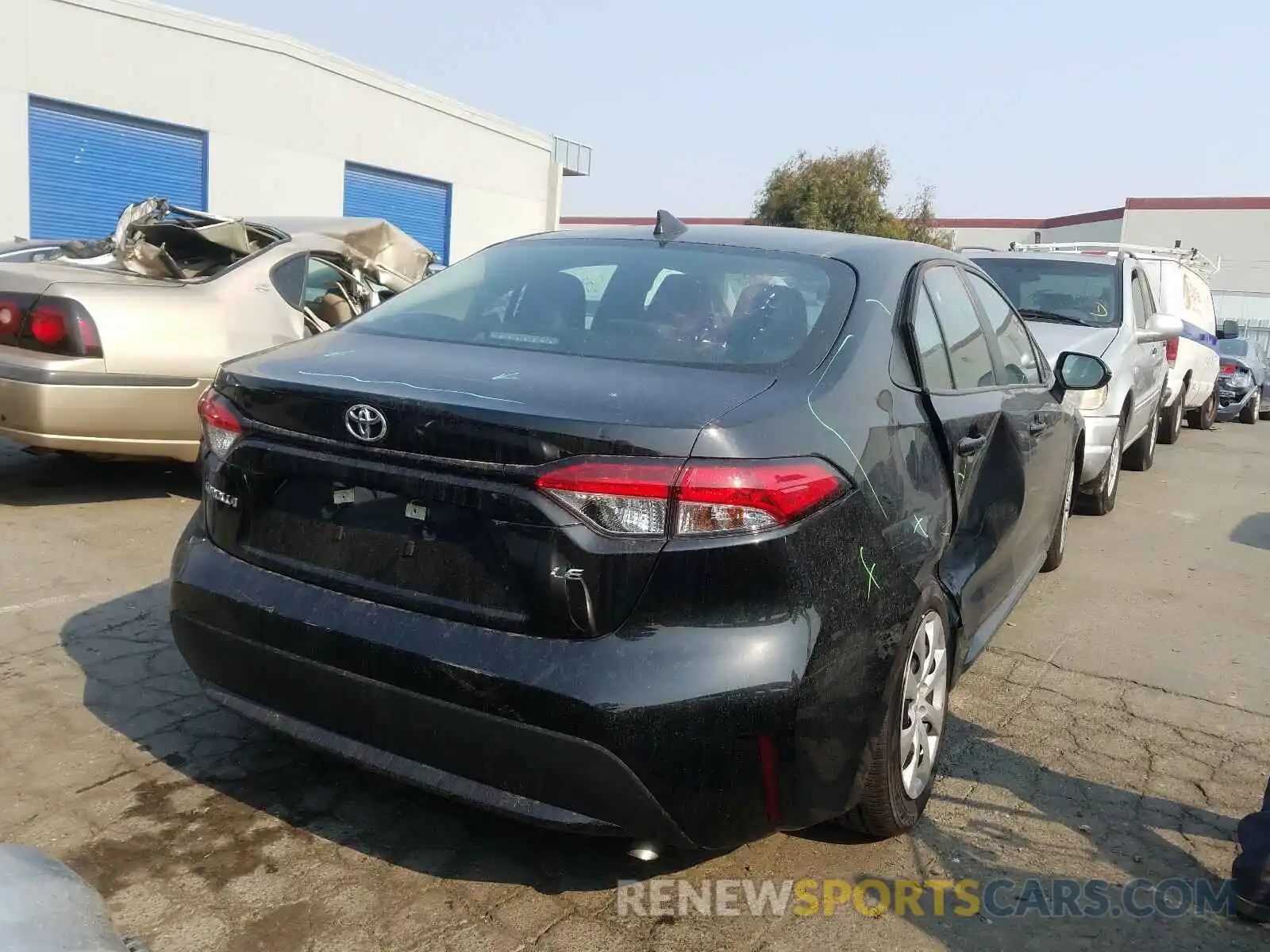 4 Photograph of a damaged car 5YFEPRAE1LP115961 TOYOTA COROLLA 2020