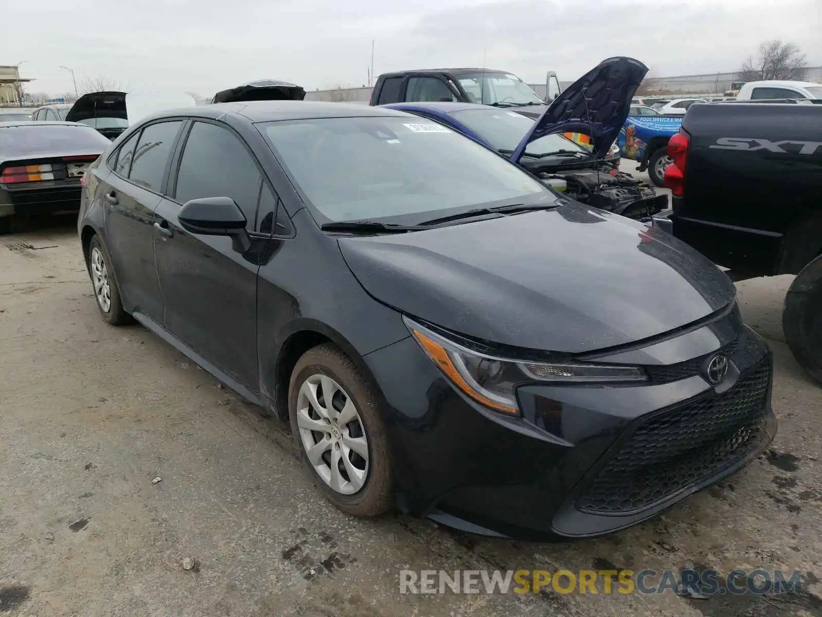 1 Photograph of a damaged car 5YFEPRAE1LP116270 TOYOTA COROLLA 2020