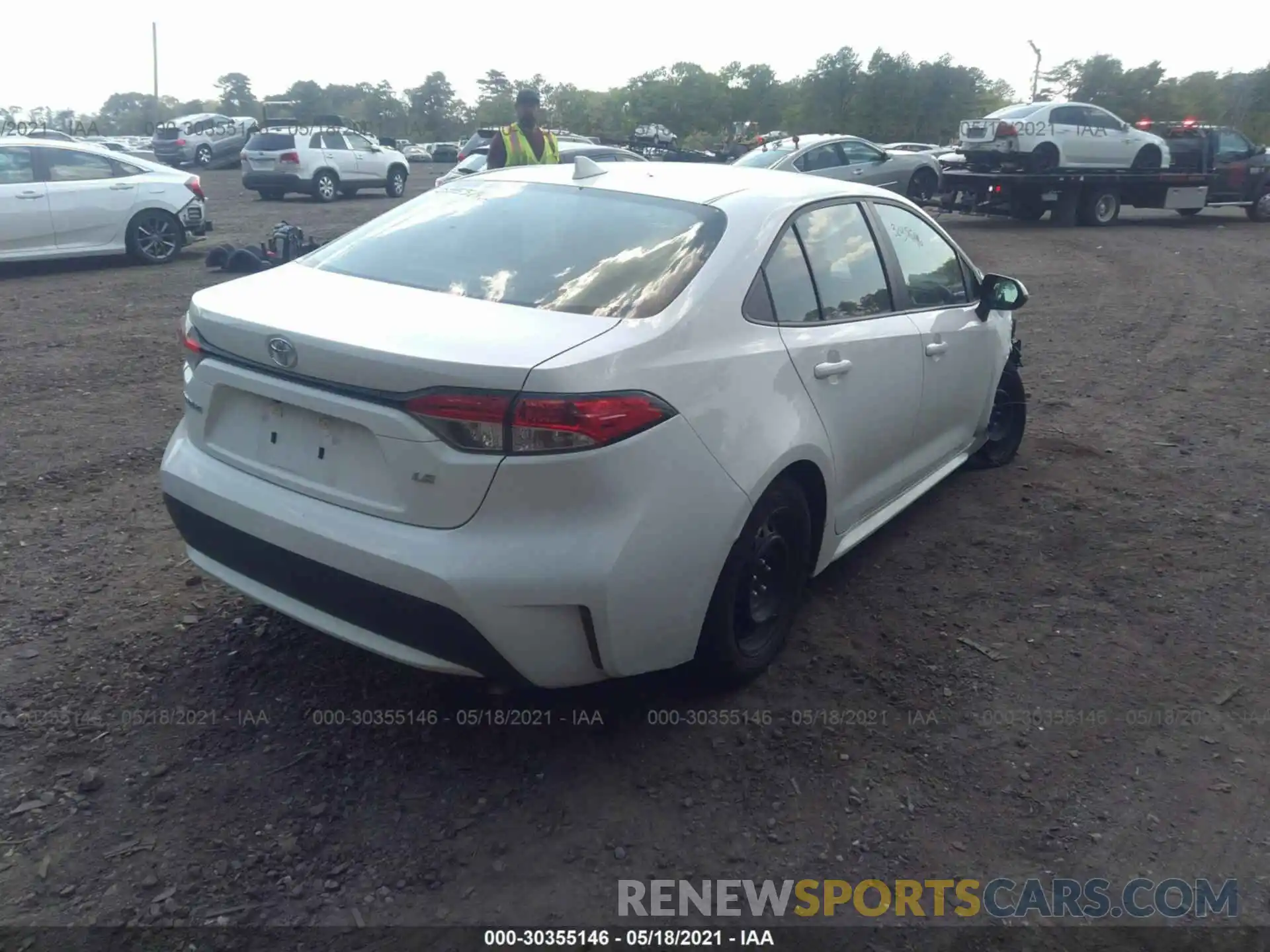 4 Photograph of a damaged car 5YFEPRAE1LP116530 TOYOTA COROLLA 2020