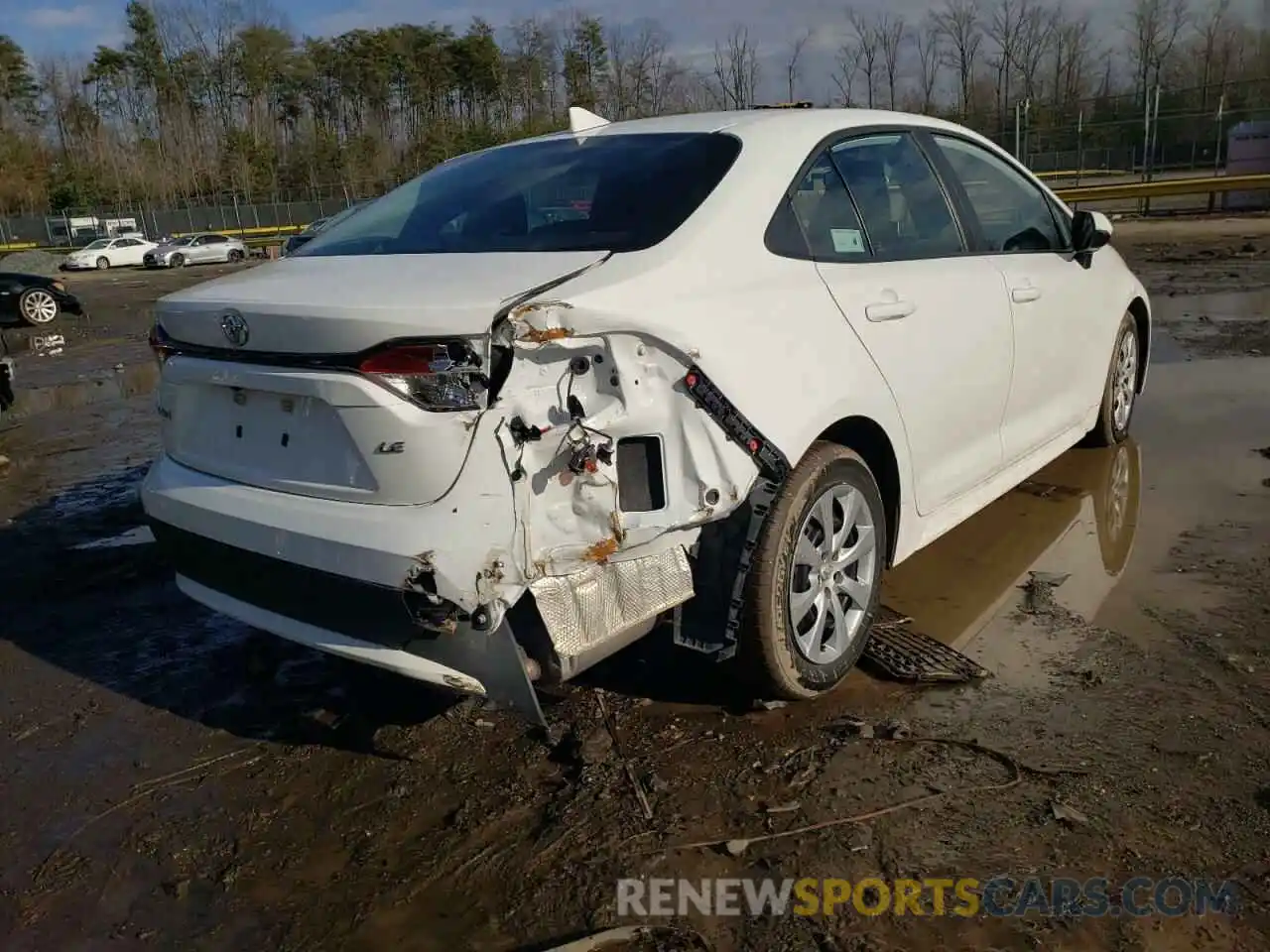 4 Photograph of a damaged car 5YFEPRAE1LP116933 TOYOTA COROLLA 2020