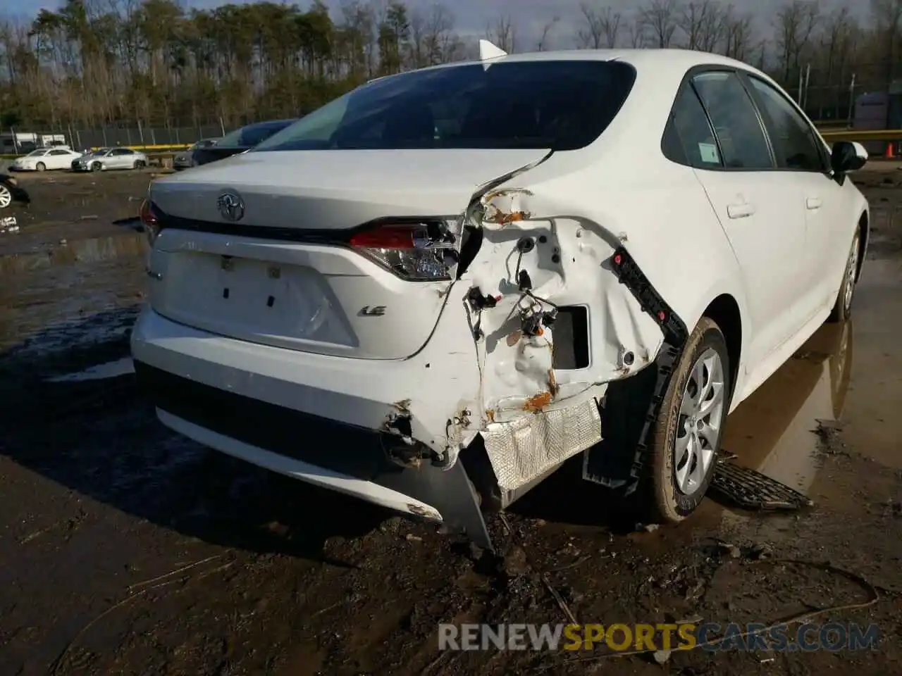 9 Photograph of a damaged car 5YFEPRAE1LP116933 TOYOTA COROLLA 2020