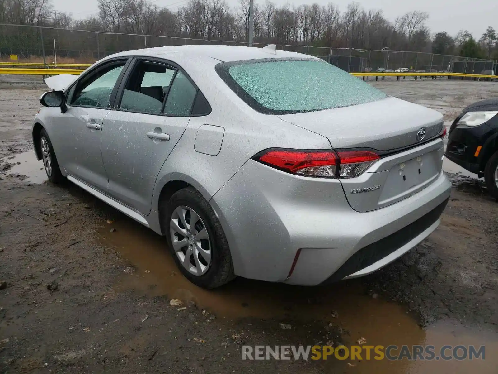 3 Photograph of a damaged car 5YFEPRAE1LP117077 TOYOTA COROLLA 2020