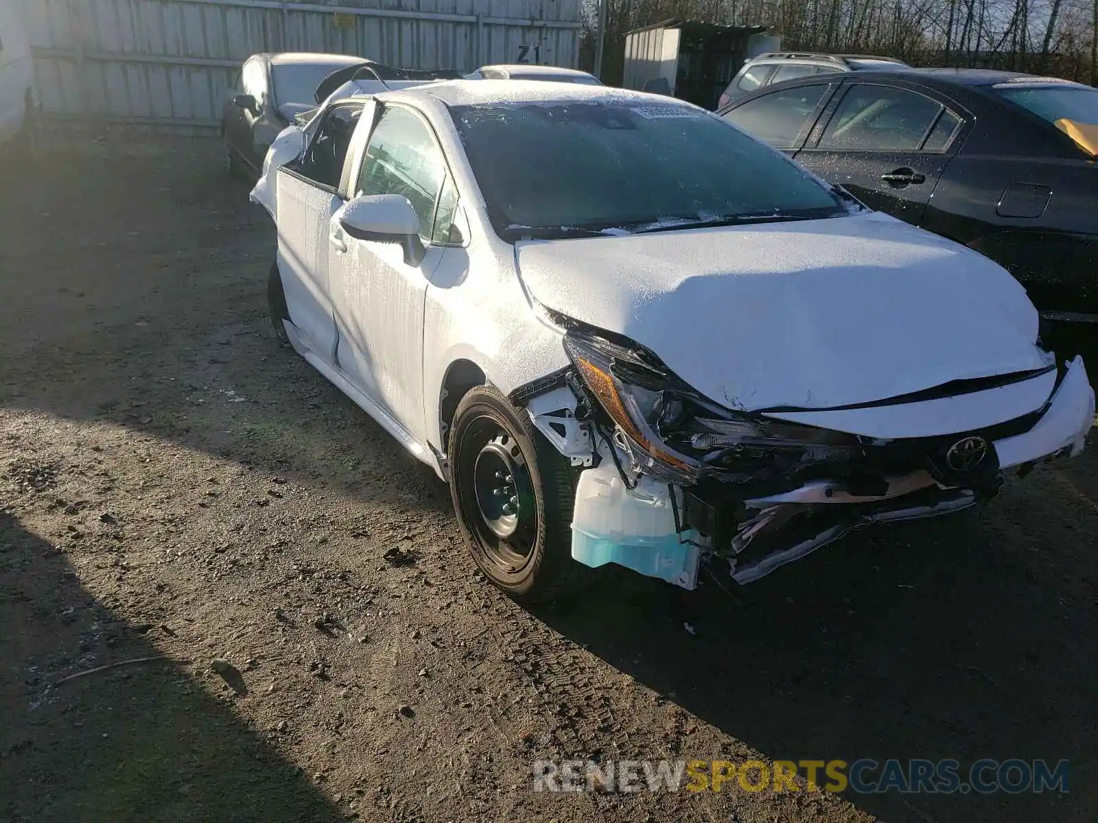 1 Photograph of a damaged car 5YFEPRAE1LP118391 TOYOTA COROLLA 2020