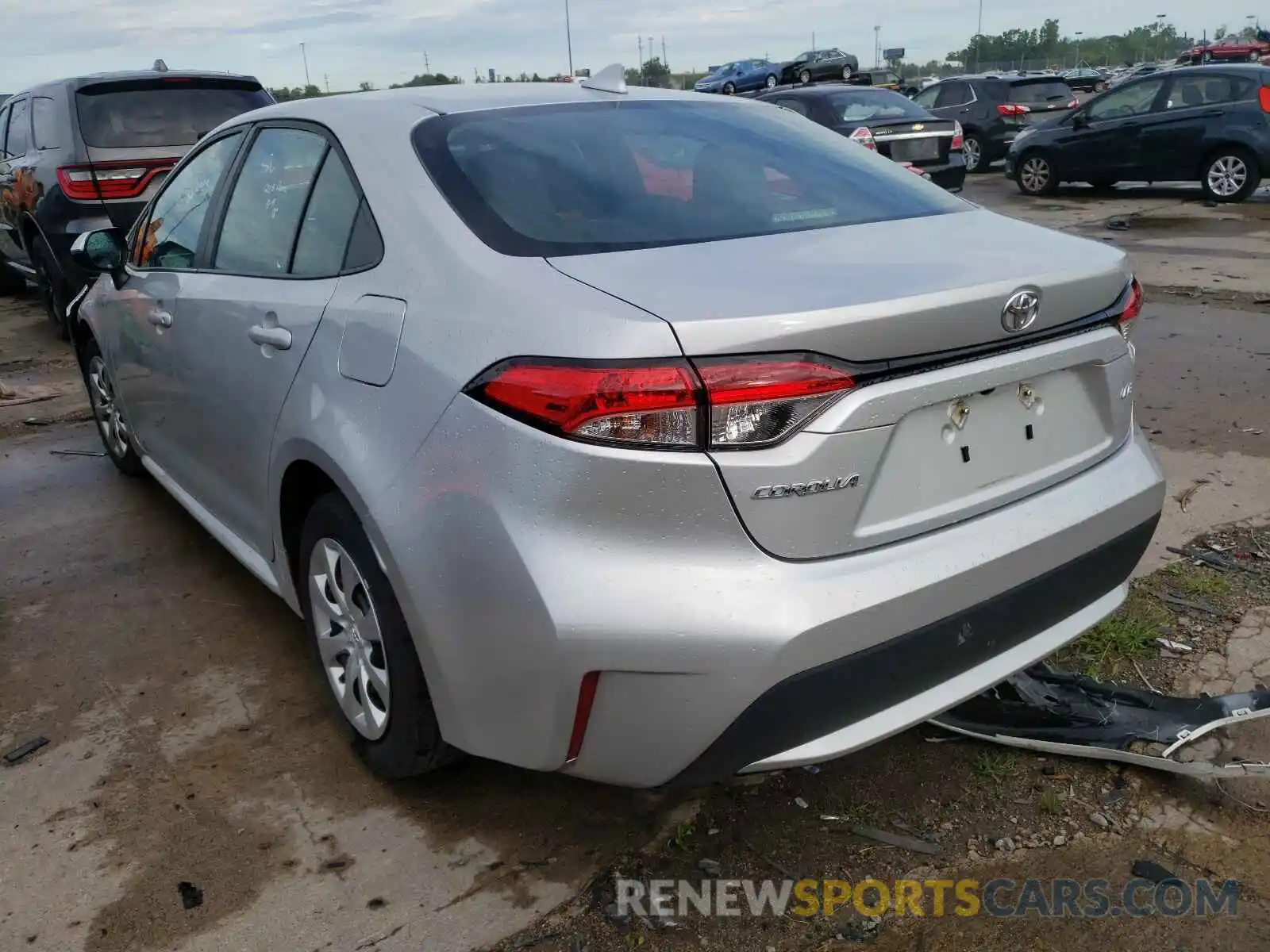 3 Photograph of a damaged car 5YFEPRAE1LP118567 TOYOTA COROLLA 2020