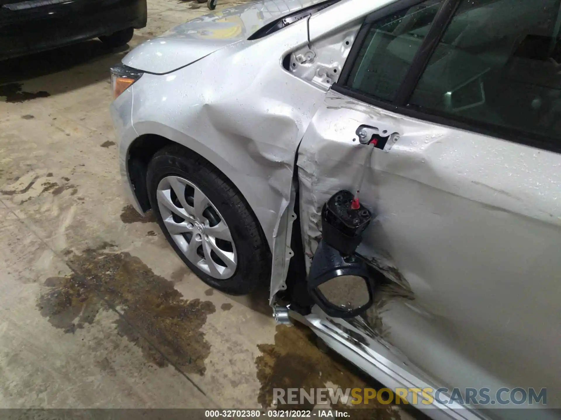 12 Photograph of a damaged car 5YFEPRAE1LP119167 TOYOTA COROLLA 2020