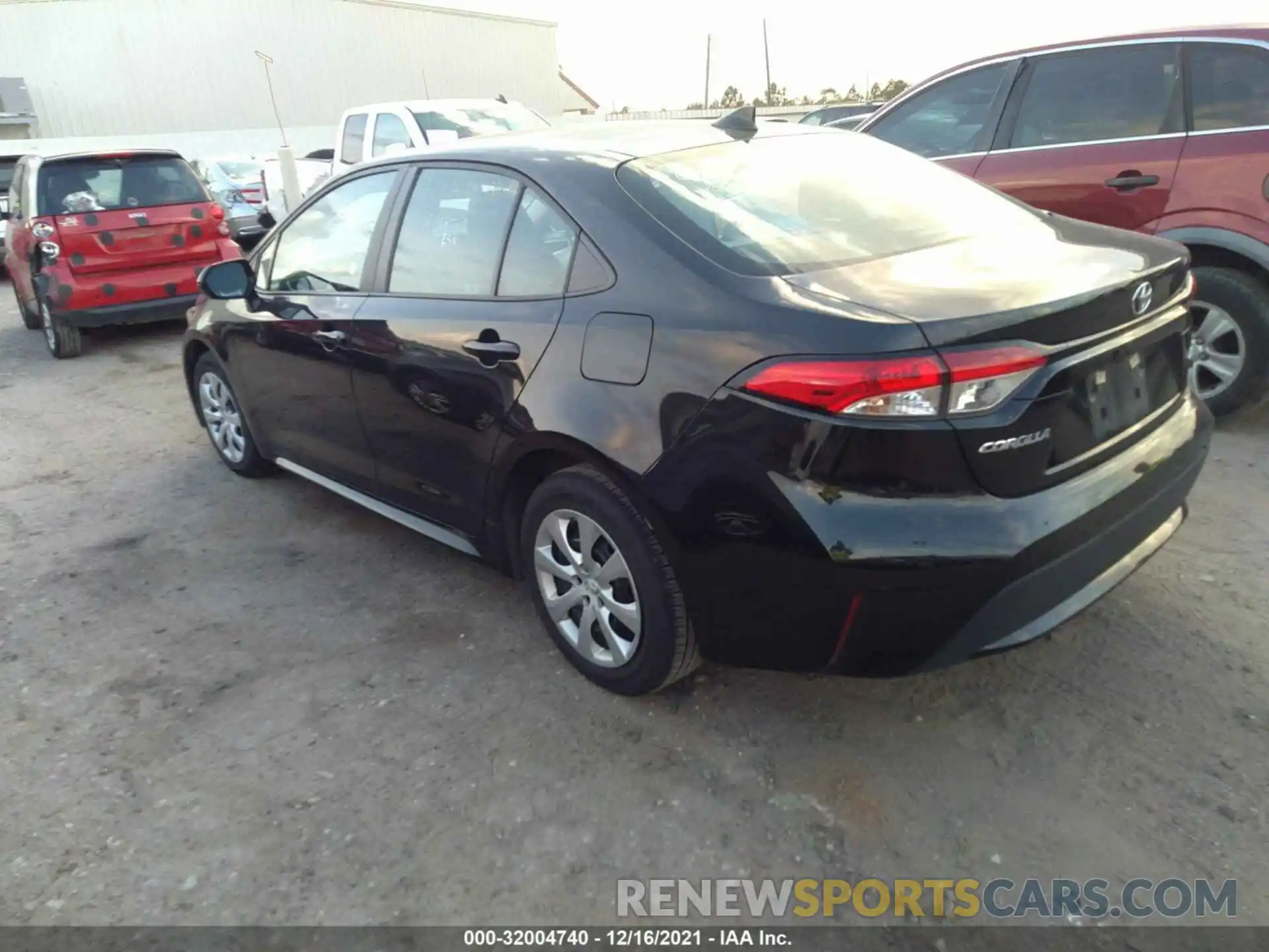 3 Photograph of a damaged car 5YFEPRAE1LP120447 TOYOTA COROLLA 2020