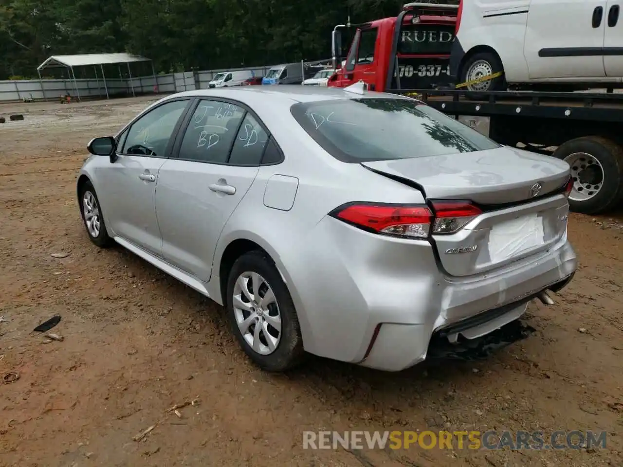 3 Photograph of a damaged car 5YFEPRAE1LP120710 TOYOTA COROLLA 2020