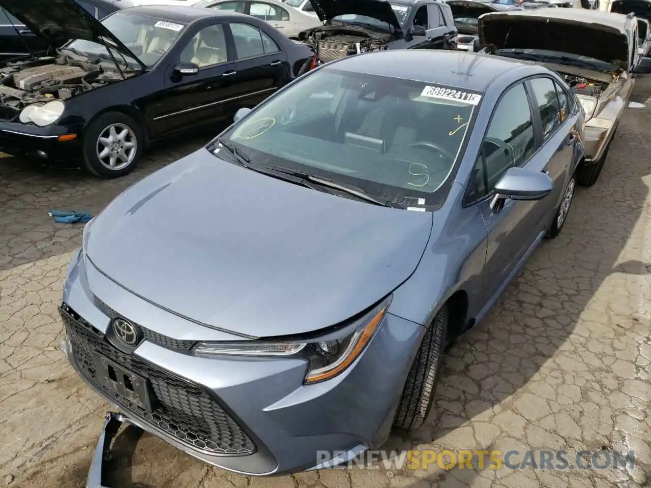 2 Photograph of a damaged car 5YFEPRAE1LP121095 TOYOTA COROLLA 2020