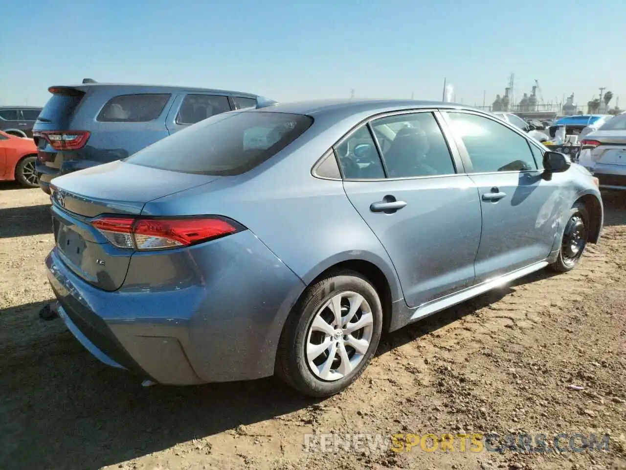 4 Photograph of a damaged car 5YFEPRAE1LP121128 TOYOTA COROLLA 2020