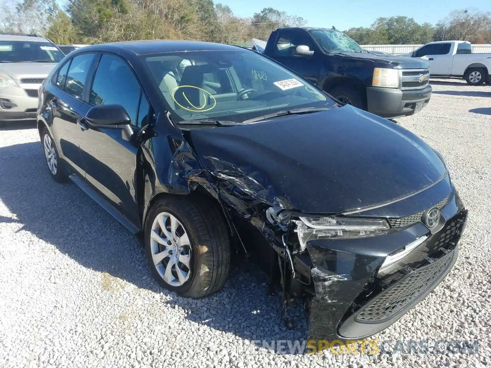 1 Photograph of a damaged car 5YFEPRAE1LP123252 TOYOTA COROLLA 2020