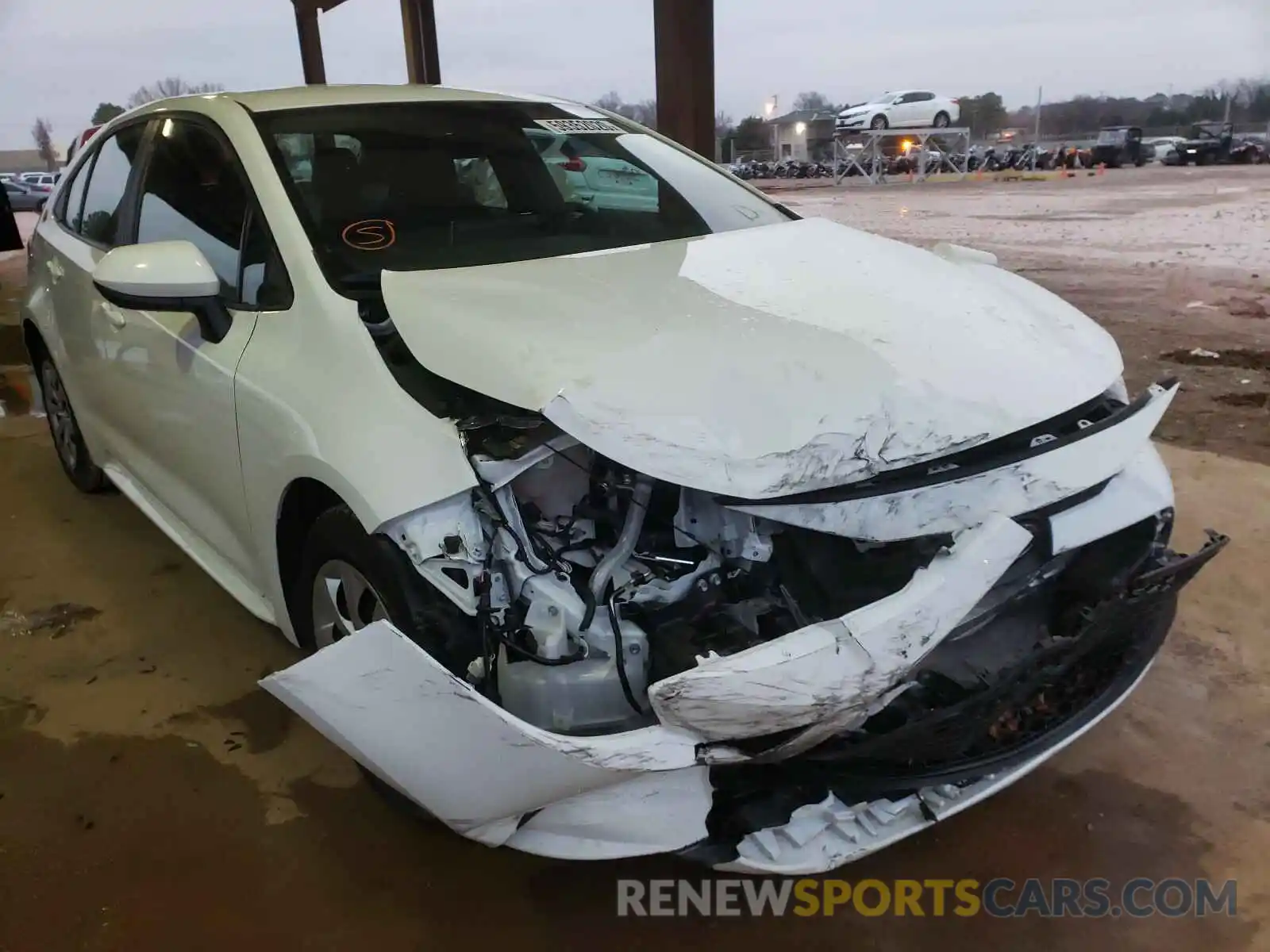 1 Photograph of a damaged car 5YFEPRAE1LP123736 TOYOTA COROLLA 2020