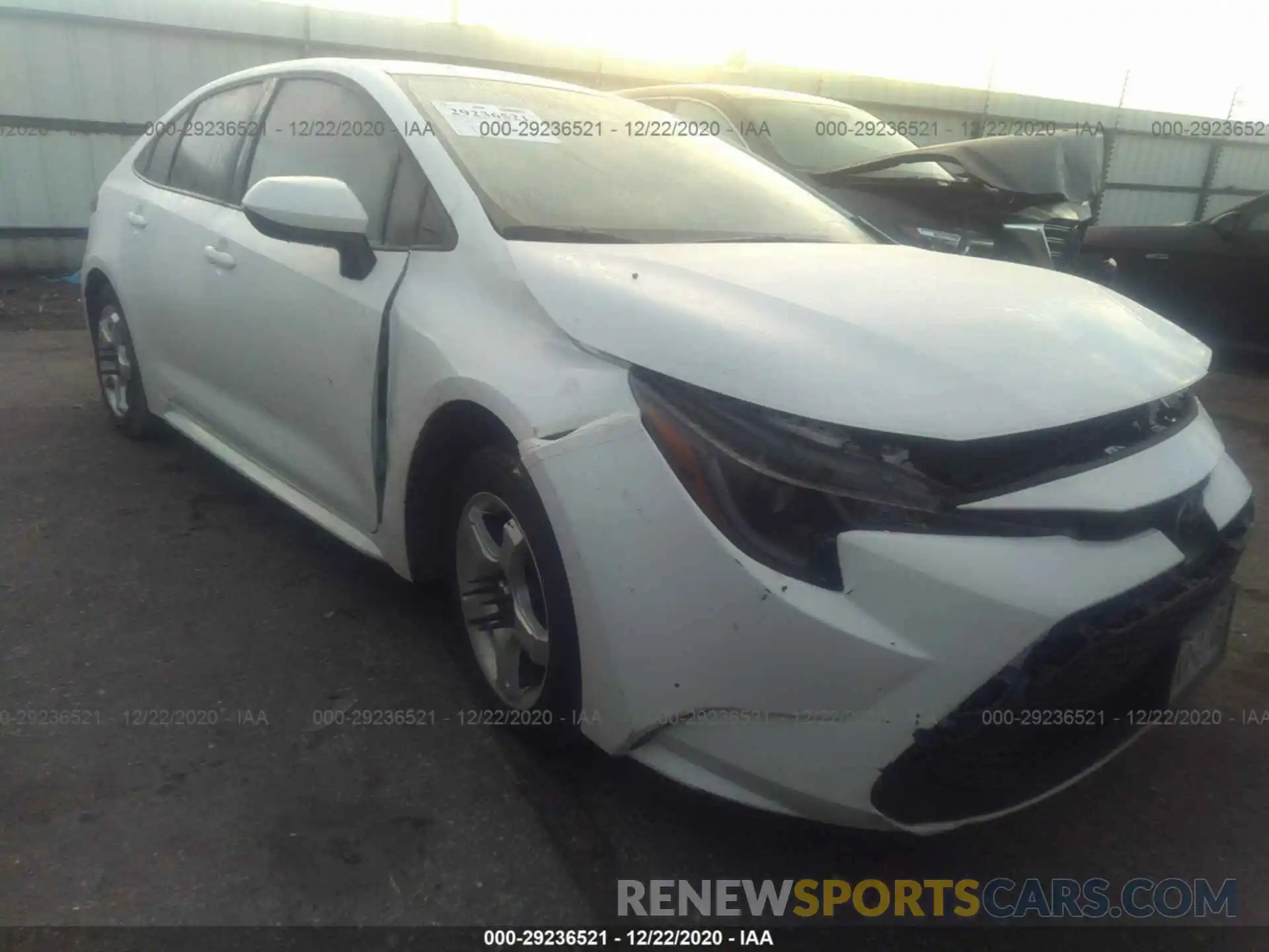 1 Photograph of a damaged car 5YFEPRAE1LP123915 TOYOTA COROLLA 2020