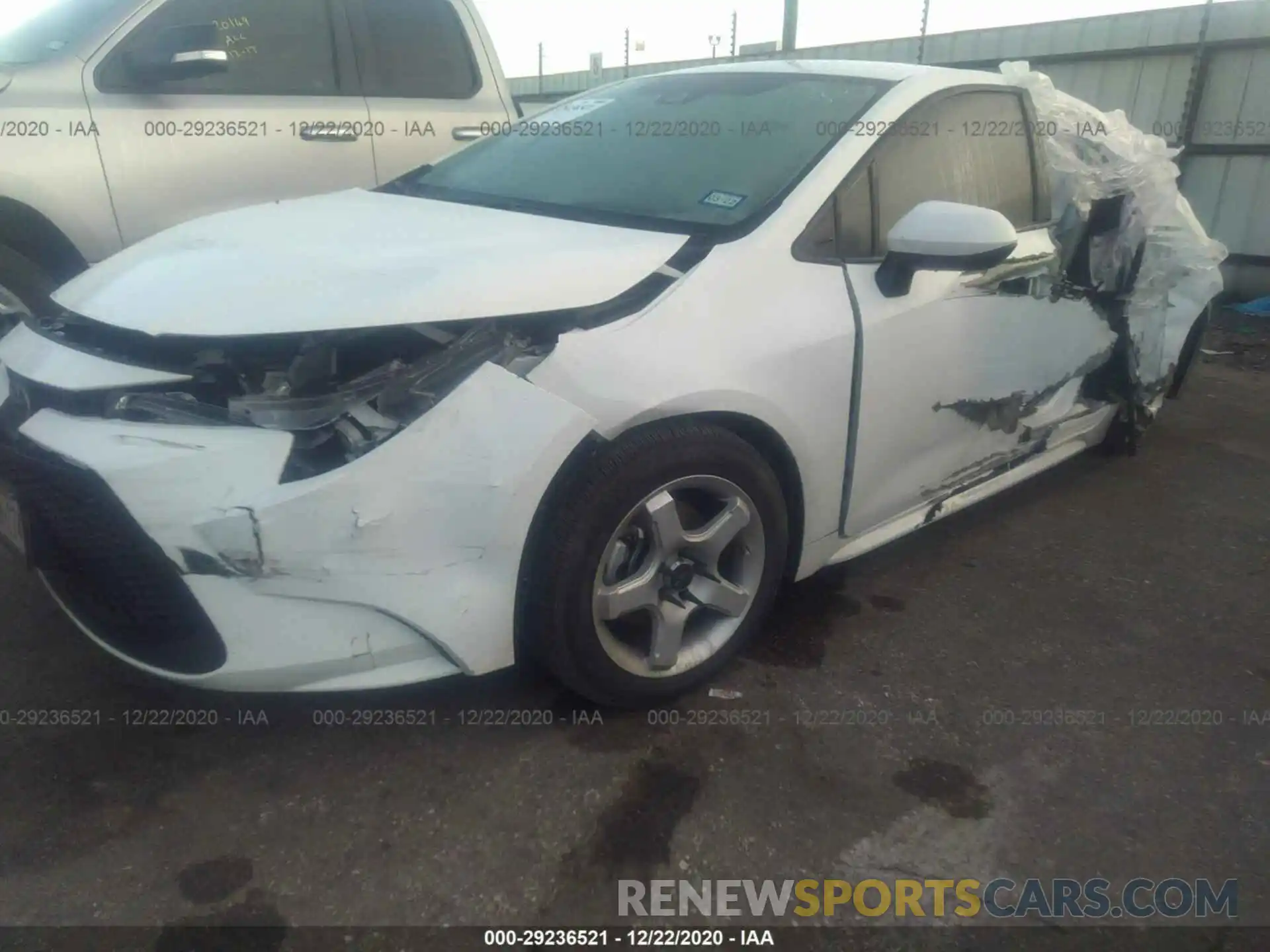 2 Photograph of a damaged car 5YFEPRAE1LP123915 TOYOTA COROLLA 2020