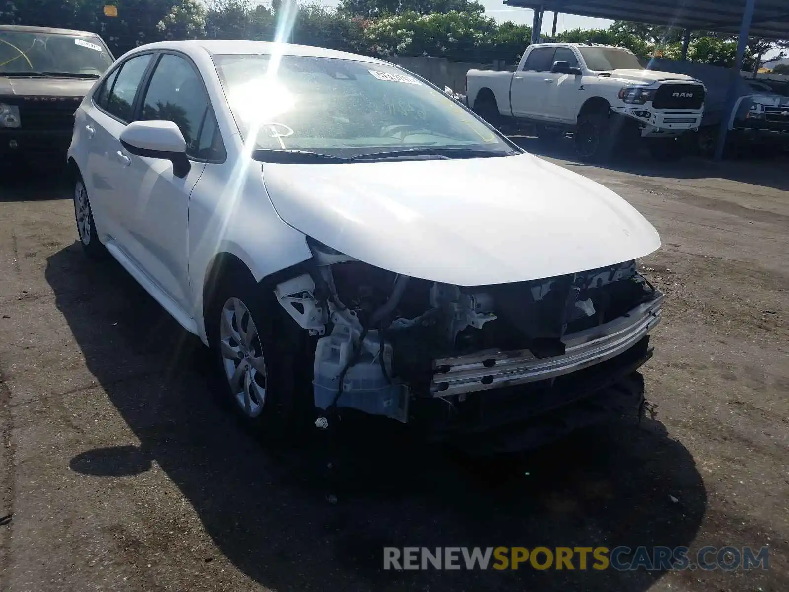 1 Photograph of a damaged car 5YFEPRAE1LP124109 TOYOTA COROLLA 2020