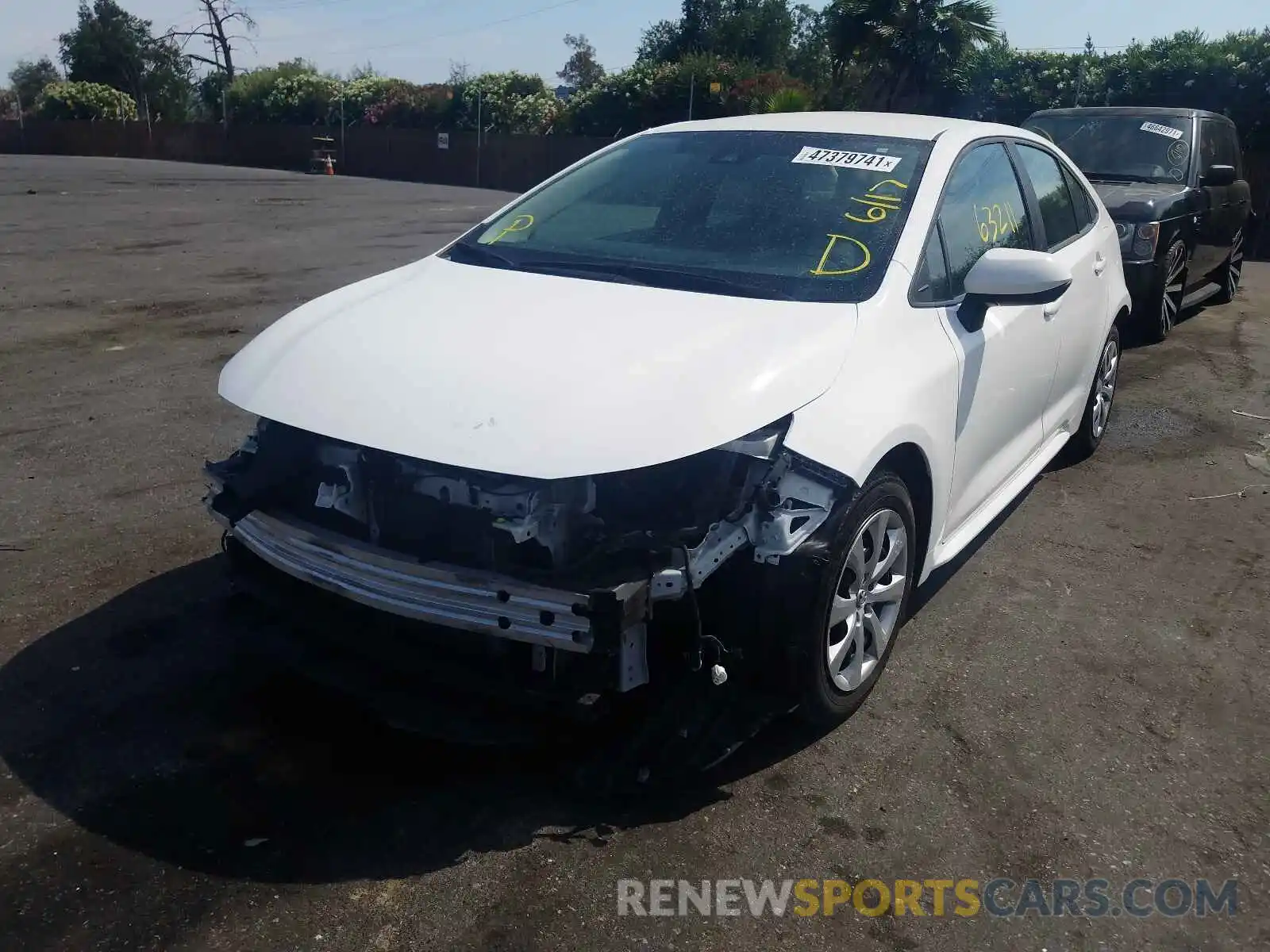 2 Photograph of a damaged car 5YFEPRAE1LP124109 TOYOTA COROLLA 2020