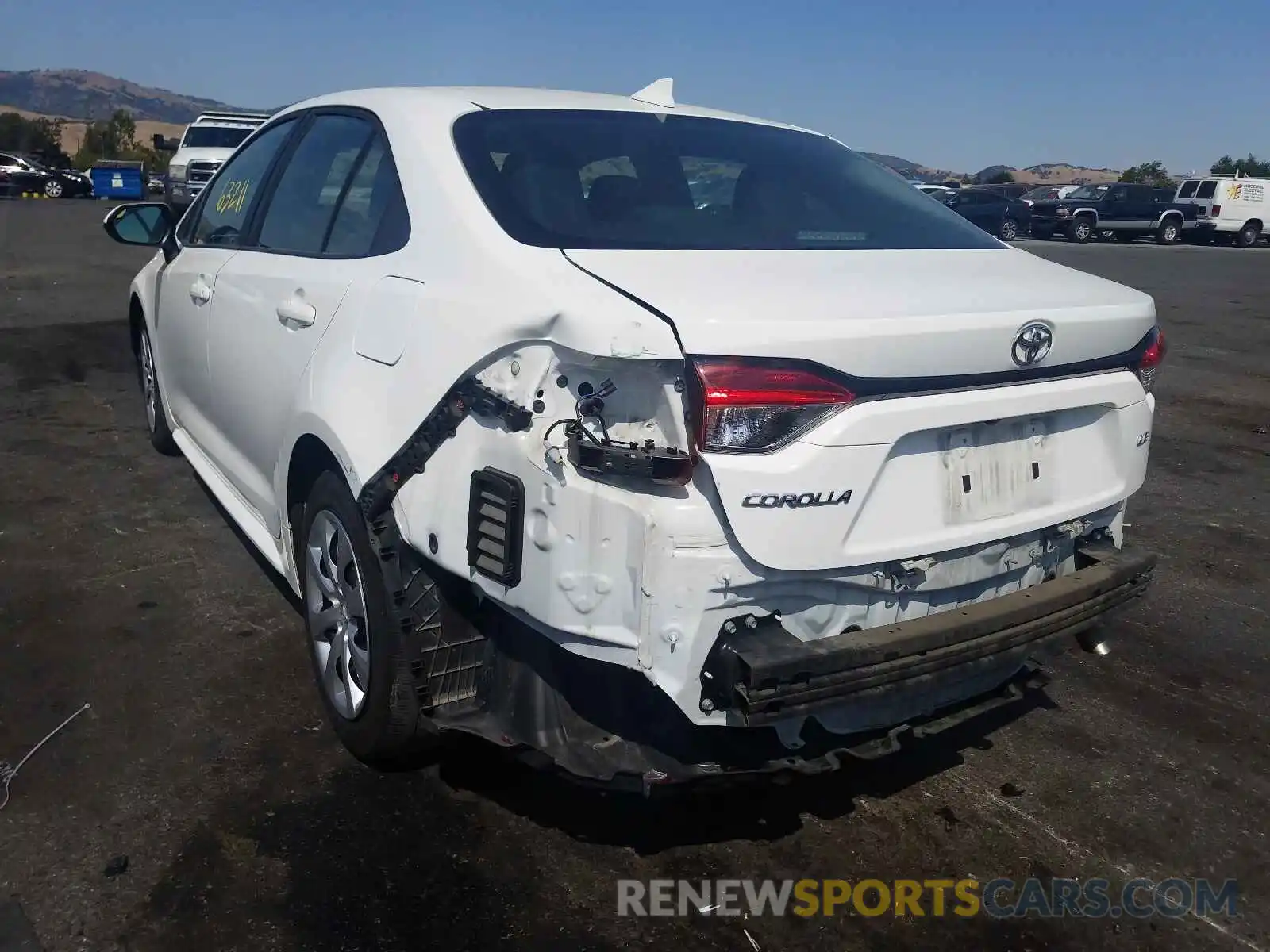 3 Photograph of a damaged car 5YFEPRAE1LP124109 TOYOTA COROLLA 2020