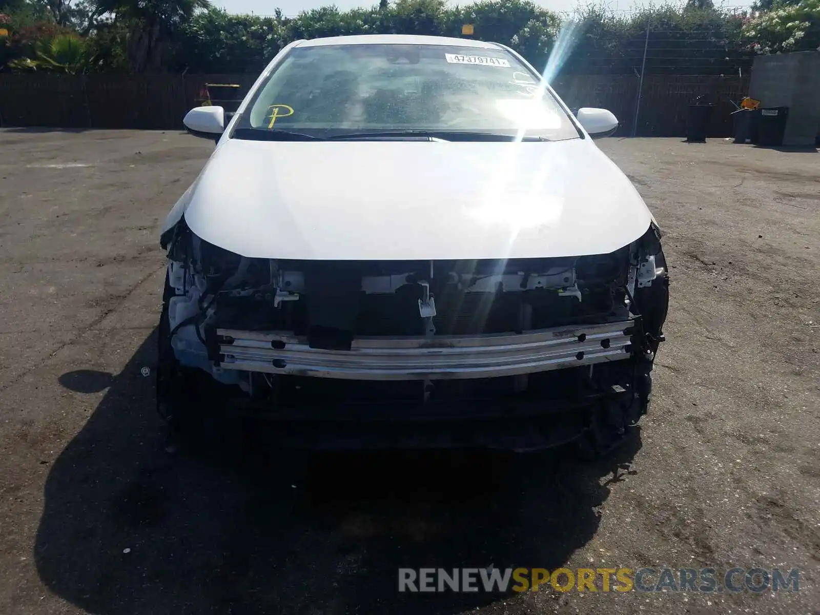 9 Photograph of a damaged car 5YFEPRAE1LP124109 TOYOTA COROLLA 2020