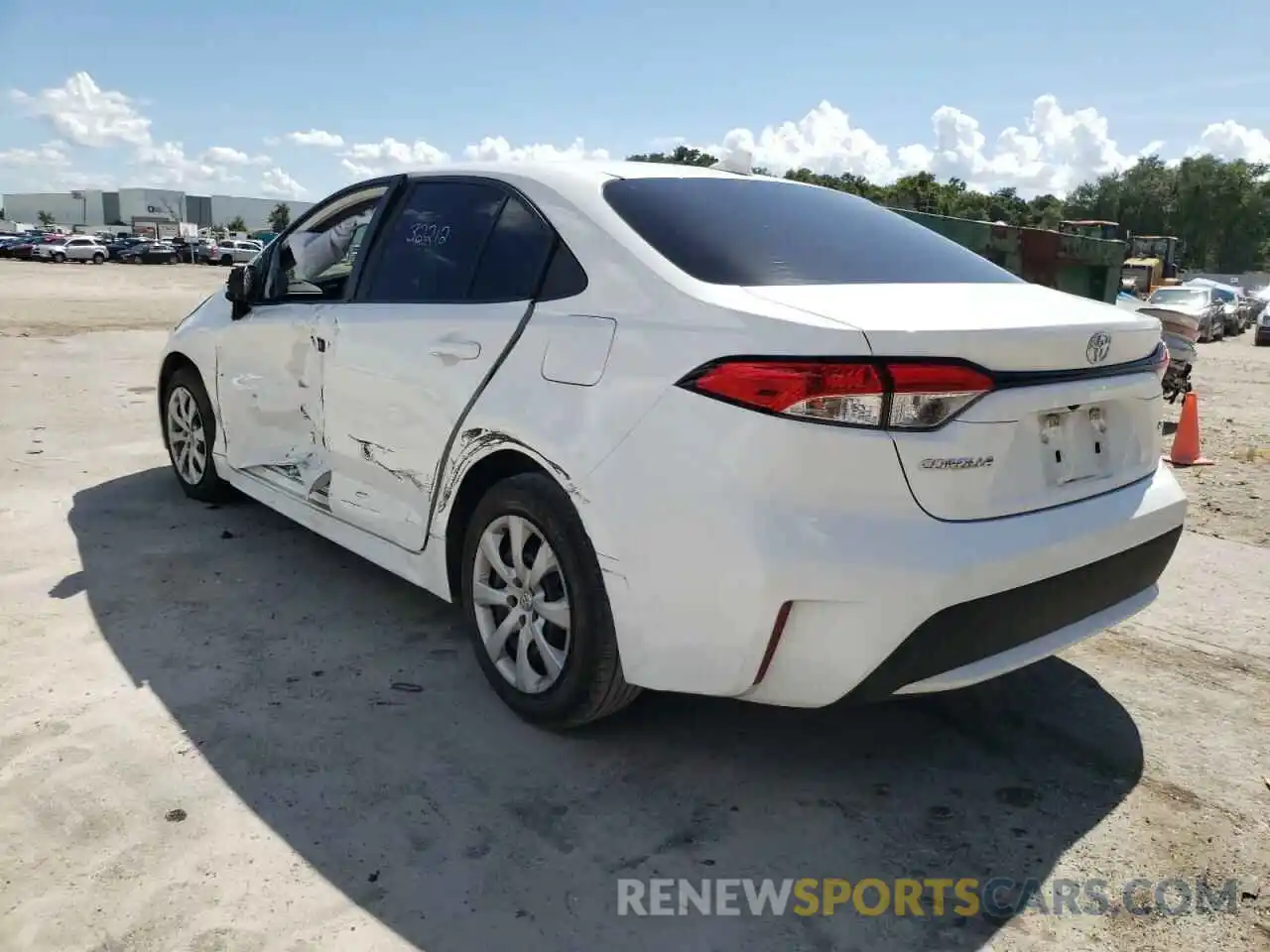 3 Photograph of a damaged car 5YFEPRAE1LP125373 TOYOTA COROLLA 2020