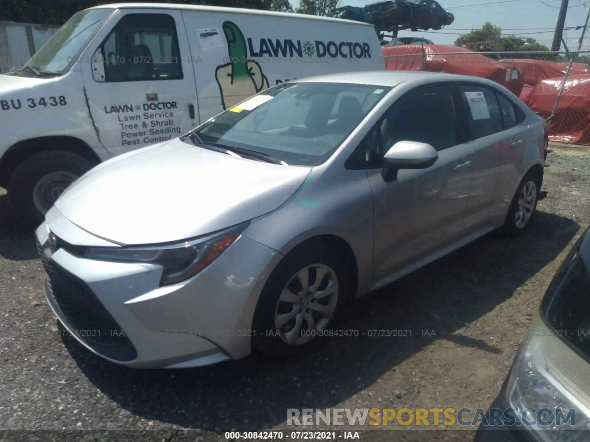 2 Photograph of a damaged car 5YFEPRAE1LP125633 TOYOTA COROLLA 2020