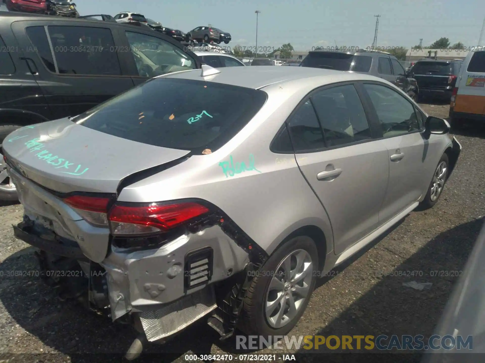 4 Photograph of a damaged car 5YFEPRAE1LP125633 TOYOTA COROLLA 2020