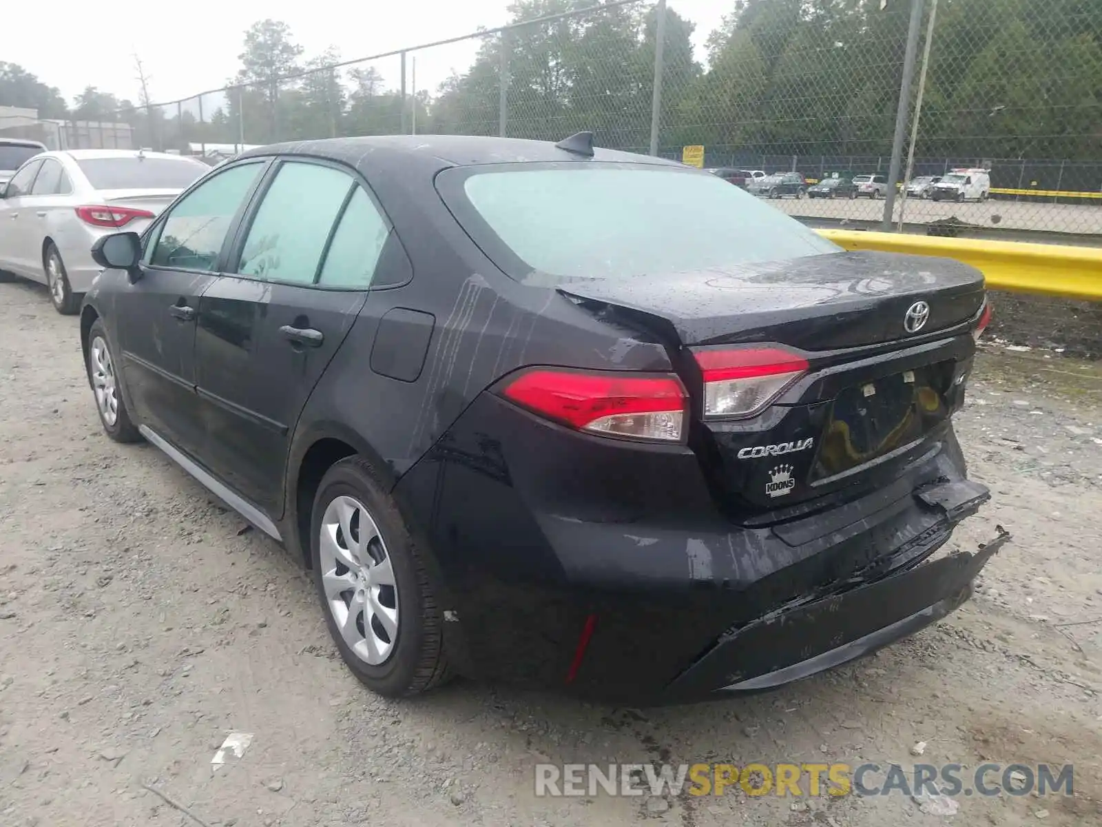 3 Photograph of a damaged car 5YFEPRAE1LP126734 TOYOTA COROLLA 2020