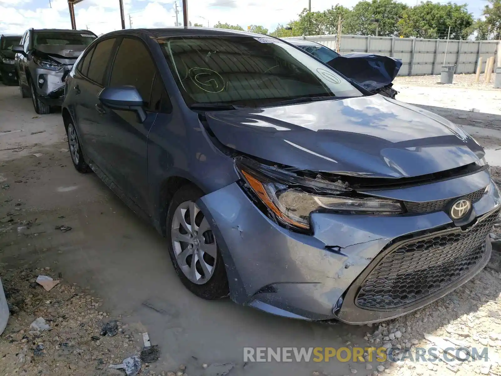 1 Photograph of a damaged car 5YFEPRAE1LP128399 TOYOTA COROLLA 2020