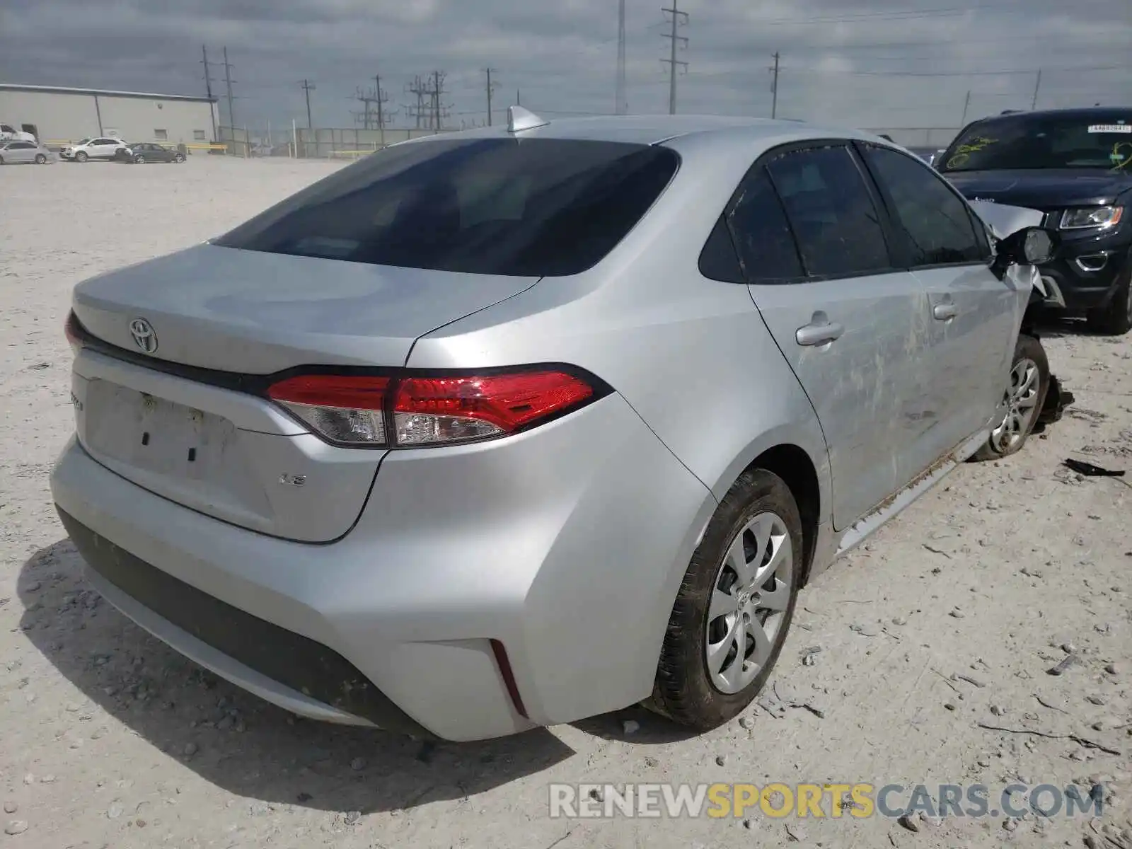 4 Photograph of a damaged car 5YFEPRAE1LP128872 TOYOTA COROLLA 2020