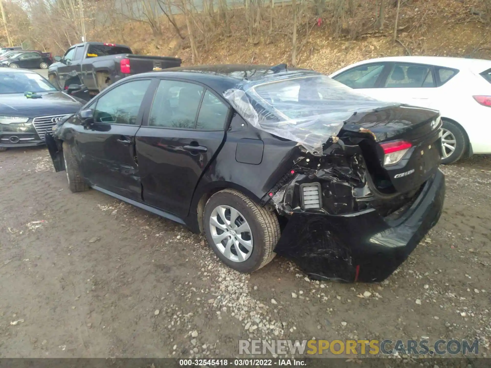 3 Photograph of a damaged car 5YFEPRAE1LP134106 TOYOTA COROLLA 2020