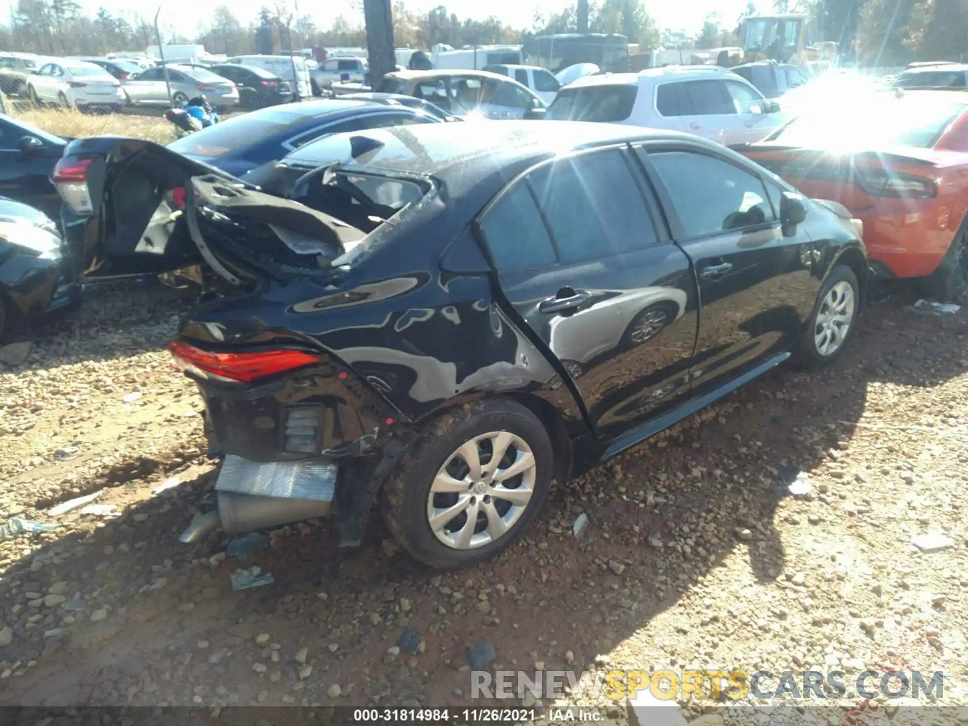 4 Photograph of a damaged car 5YFEPRAE1LP140519 TOYOTA COROLLA 2020