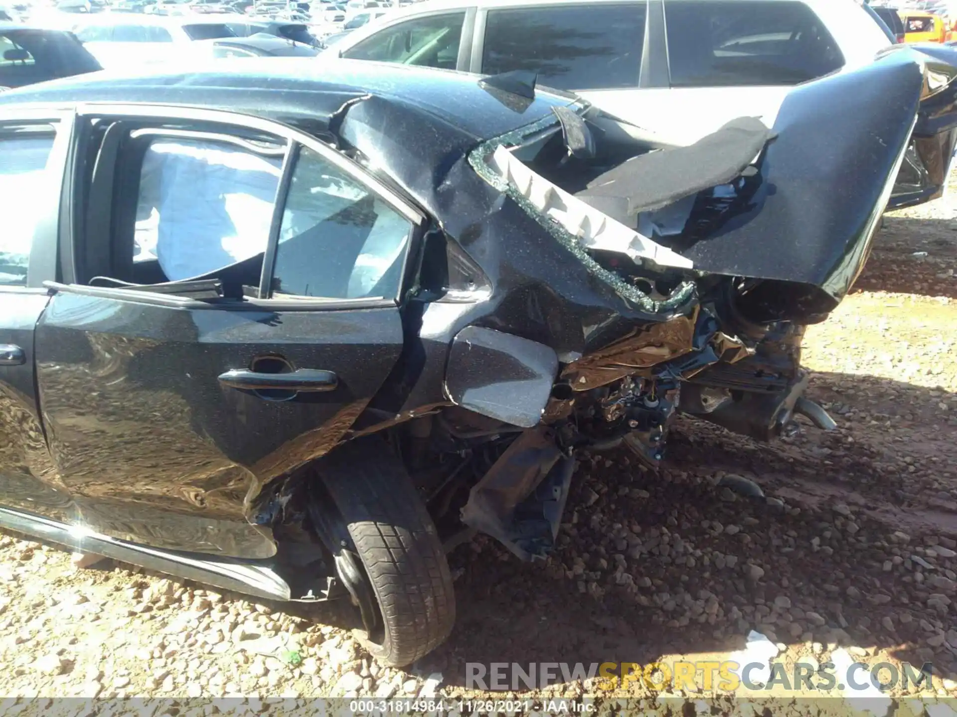 6 Photograph of a damaged car 5YFEPRAE1LP140519 TOYOTA COROLLA 2020