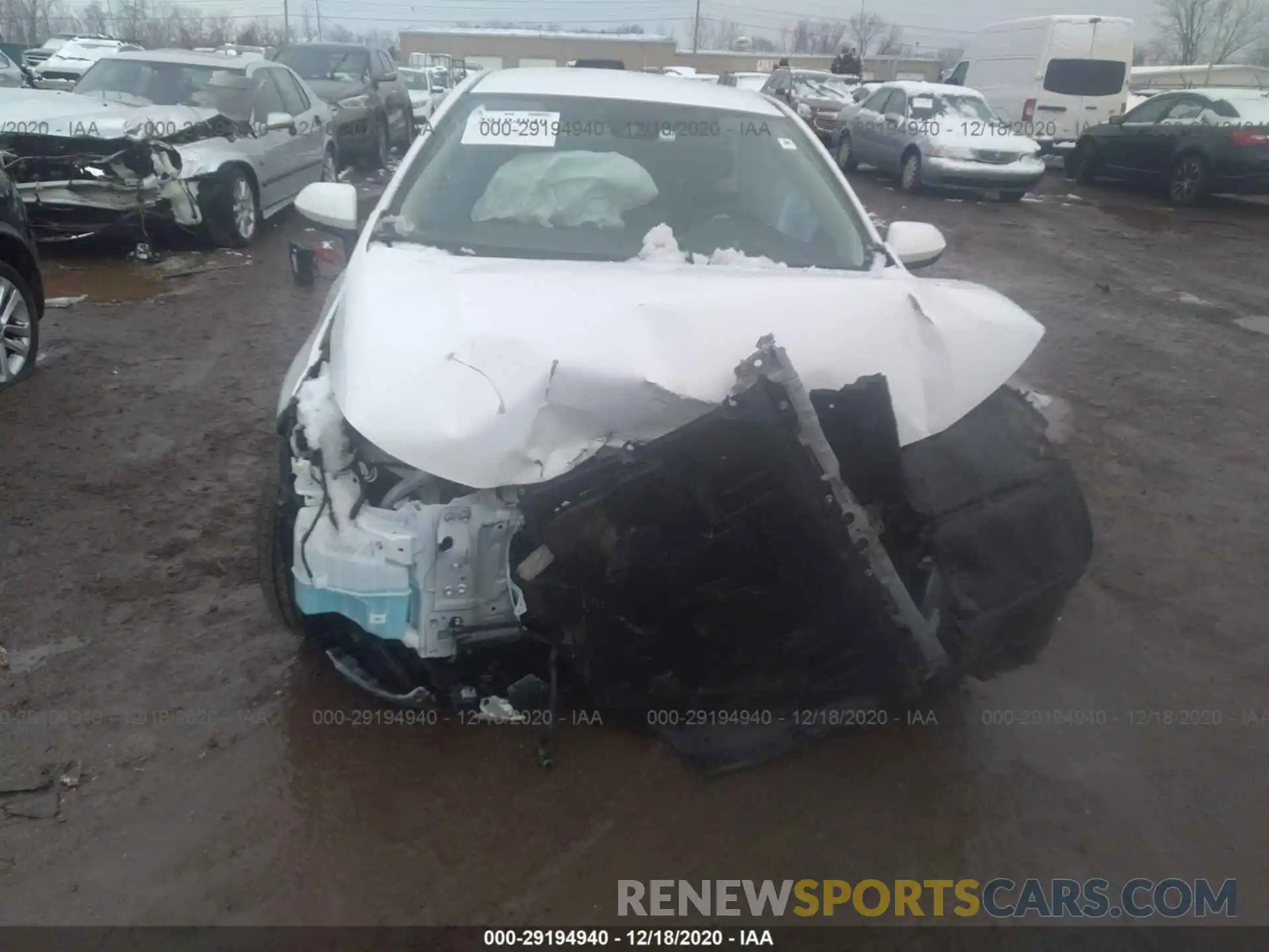 6 Photograph of a damaged car 5YFEPRAE1LP141797 TOYOTA COROLLA 2020