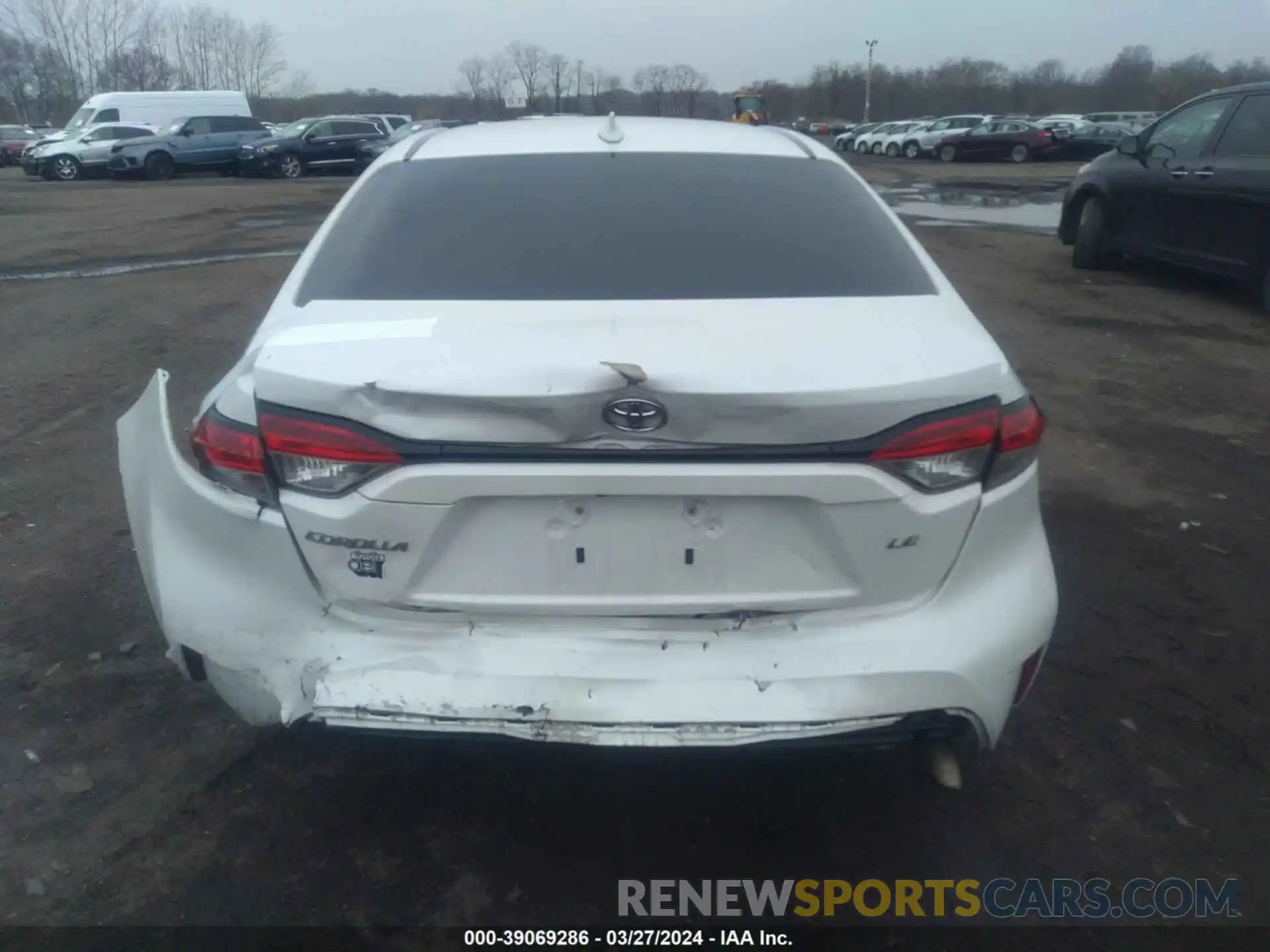 16 Photograph of a damaged car 5YFEPRAE2LP001130 TOYOTA COROLLA 2020