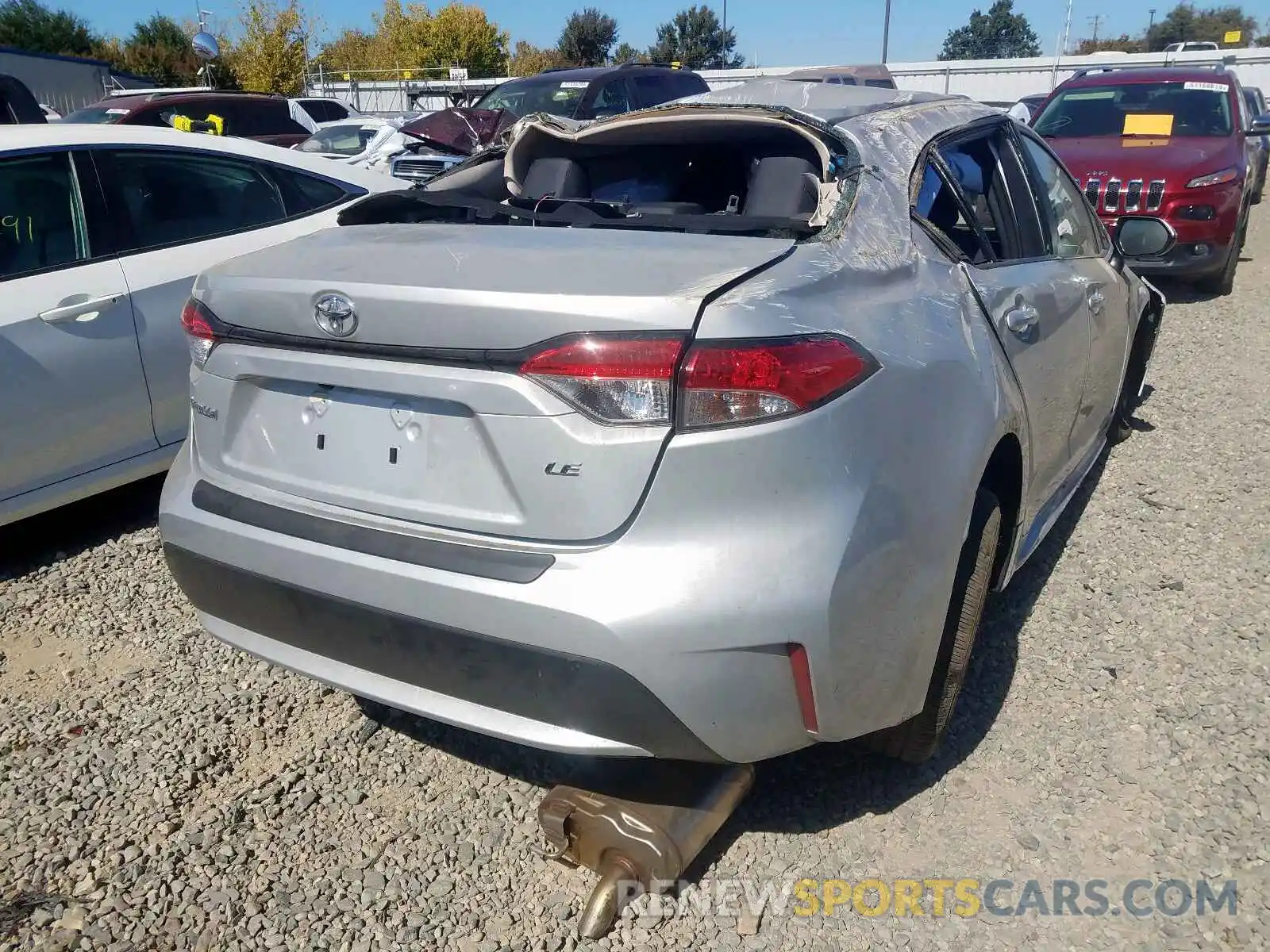 4 Photograph of a damaged car 5YFEPRAE2LP007378 TOYOTA COROLLA 2020