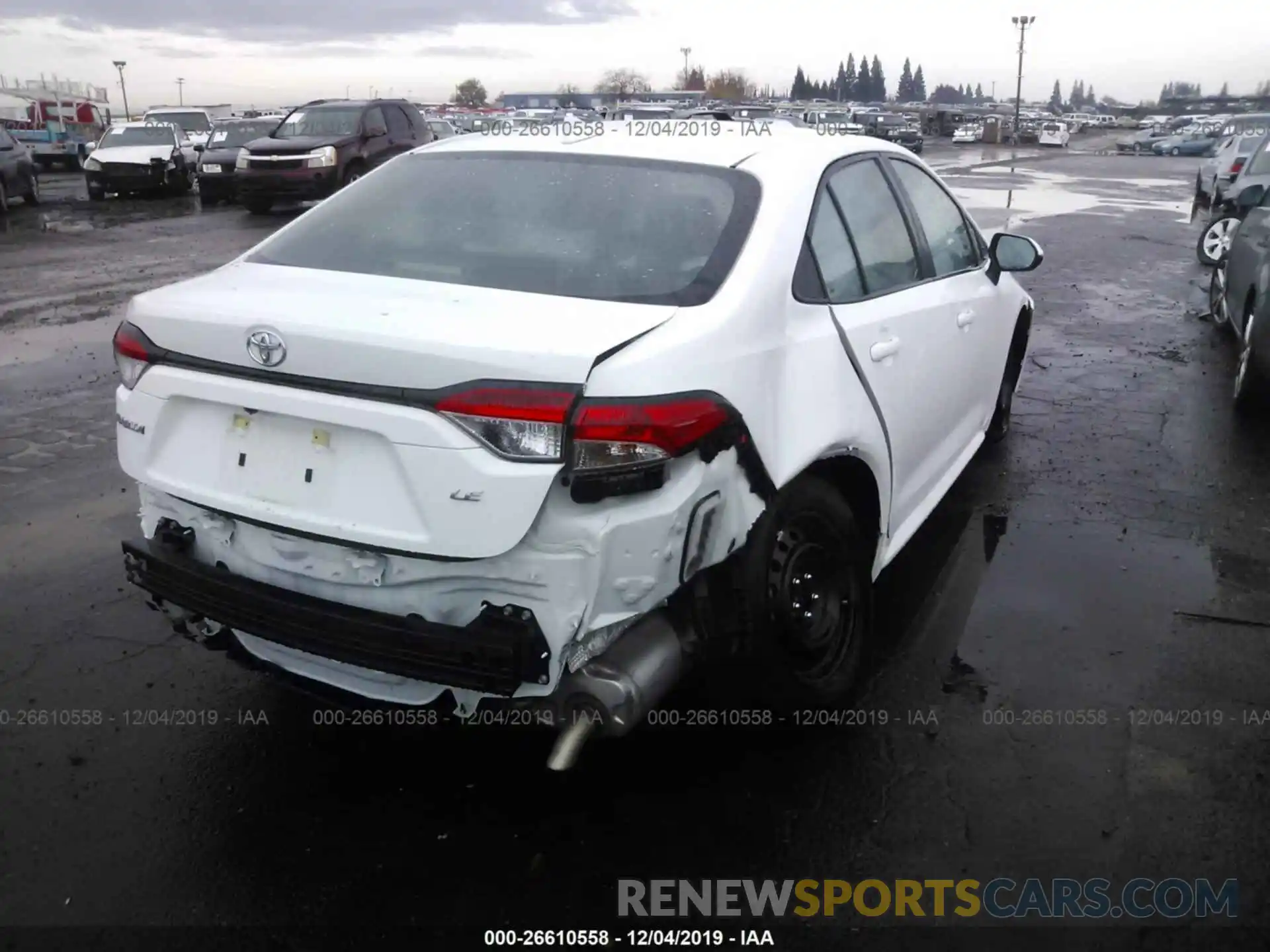 4 Photograph of a damaged car 5YFEPRAE2LP007607 TOYOTA COROLLA 2020