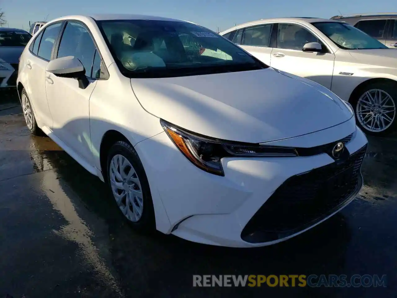 1 Photograph of a damaged car 5YFEPRAE2LP009292 TOYOTA COROLLA 2020